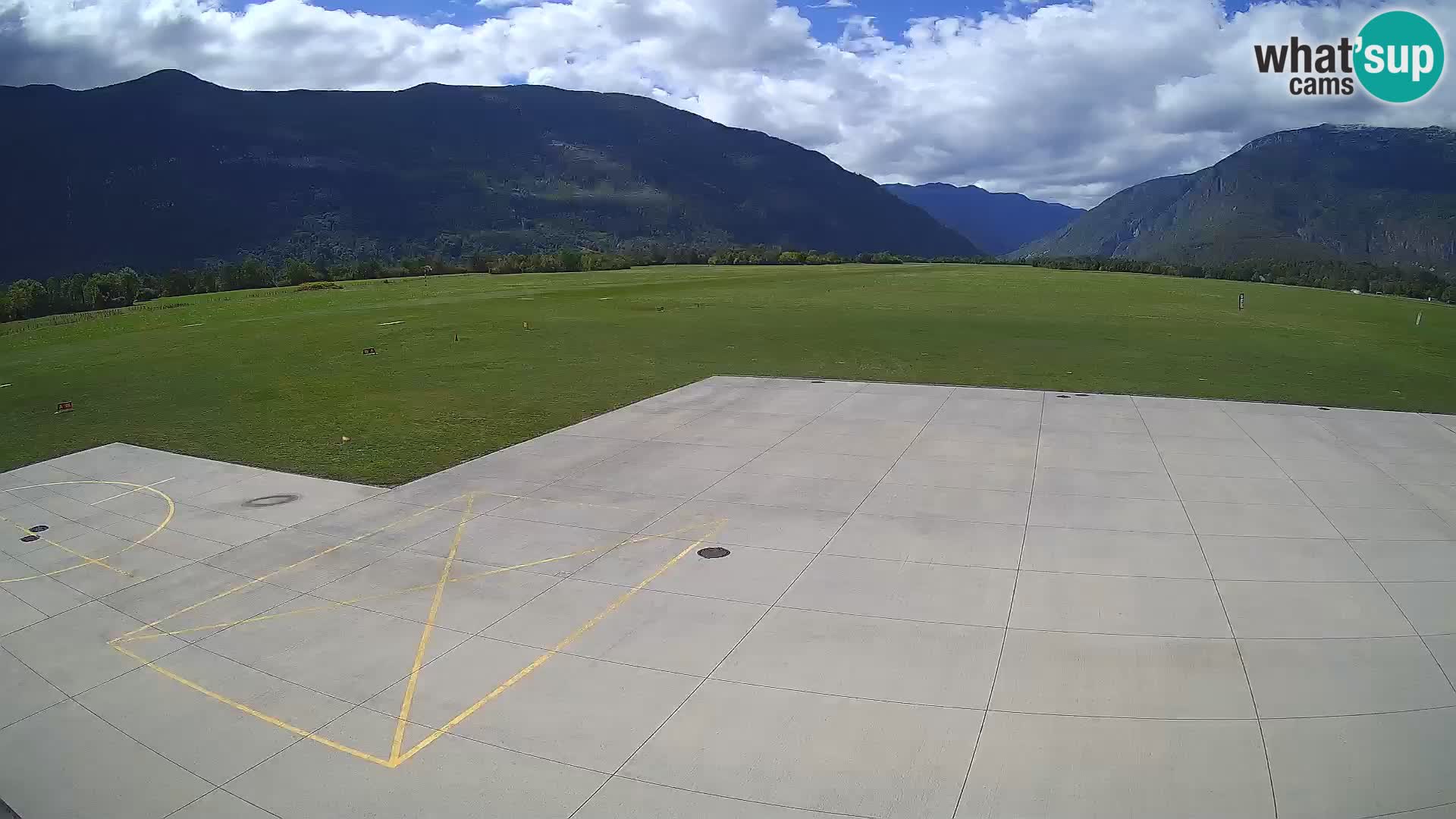 Webcam des Flughafens Bovec – Skydive Bovec