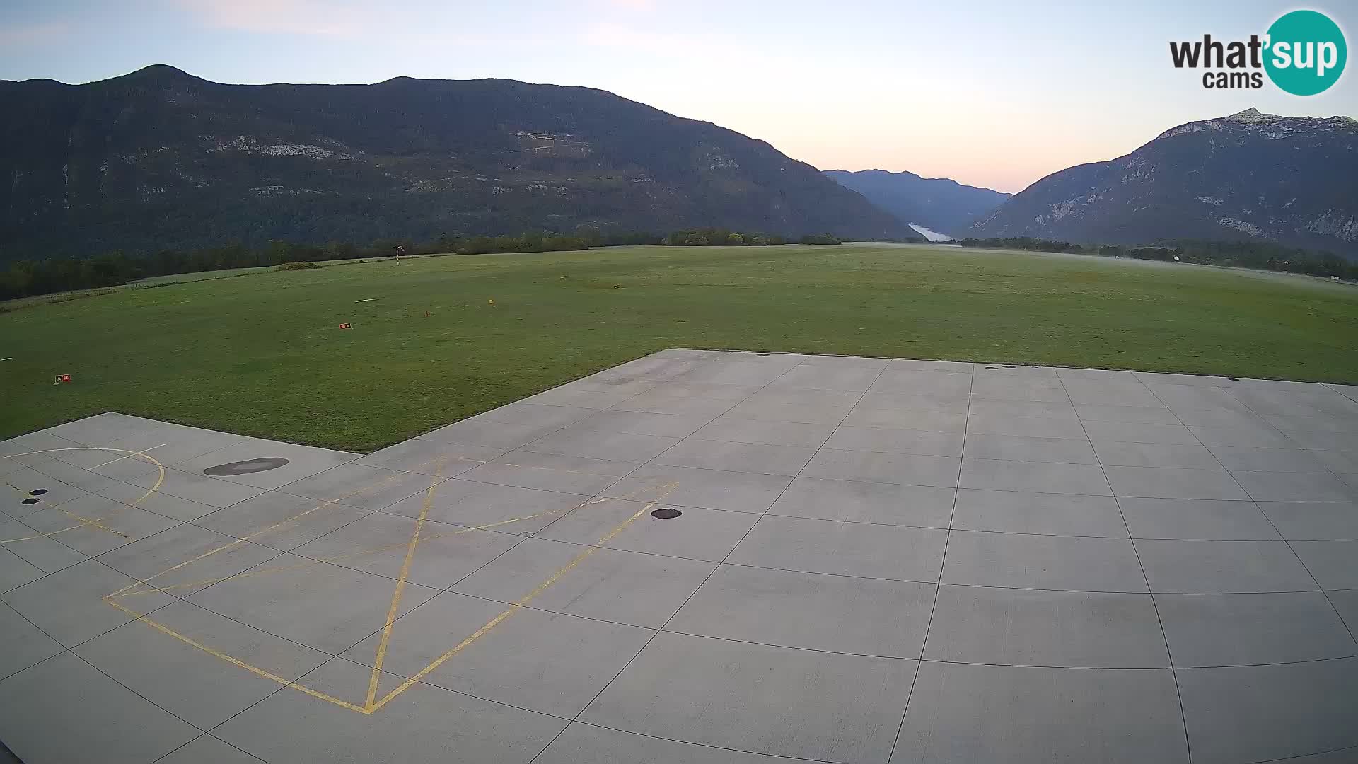 Bovec airport webcam – Skydive Bovec