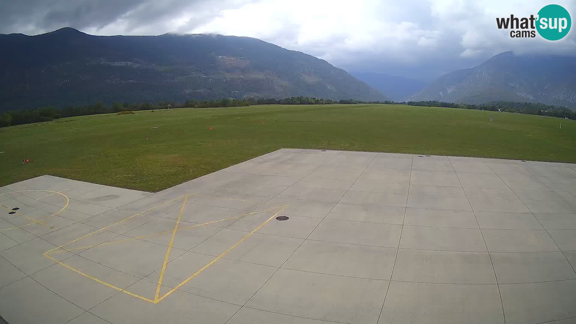 Webcam des Flughafens Bovec – Skydive Bovec