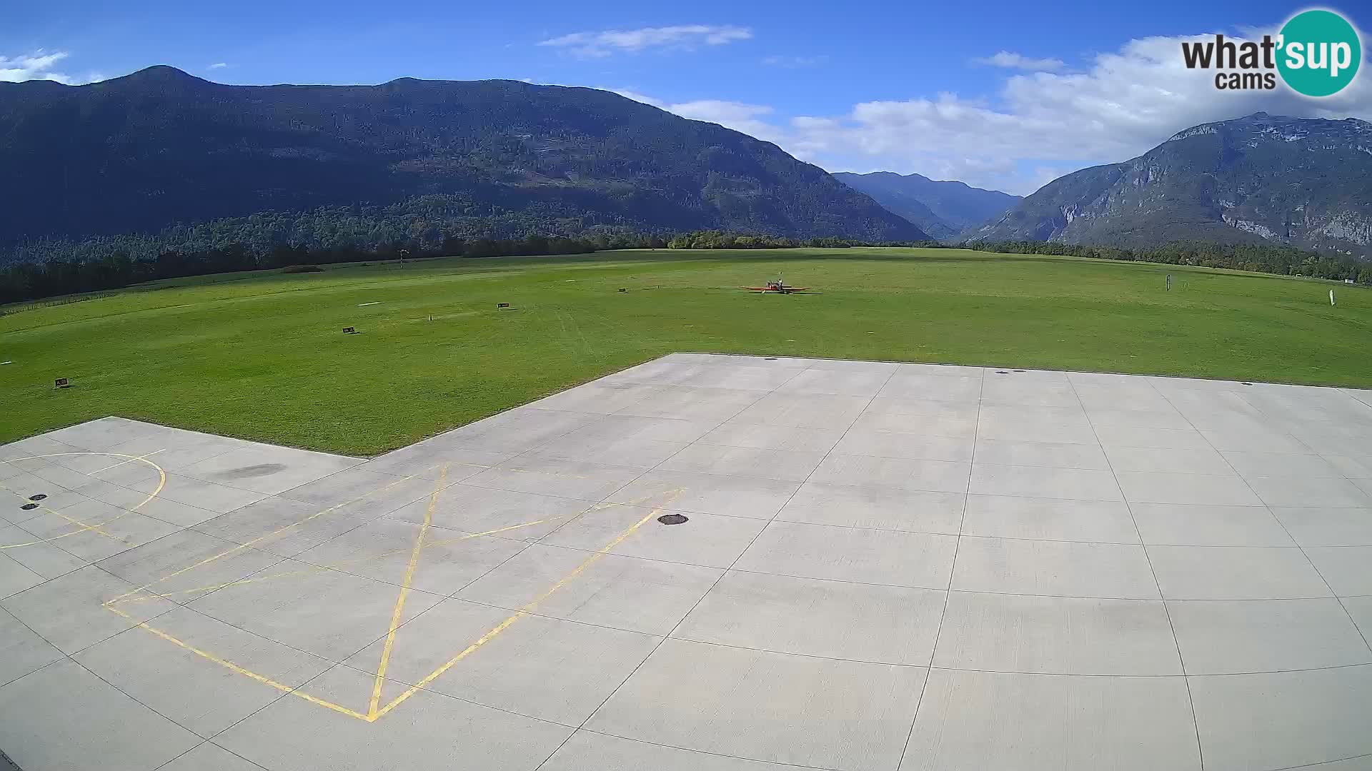 Bovec airport webcam – Skydive Bovec