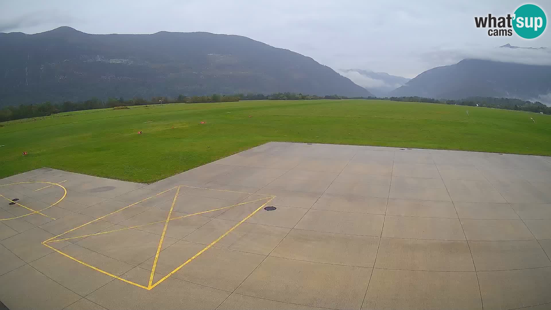 Webcam des Flughafens Bovec – Skydive Bovec
