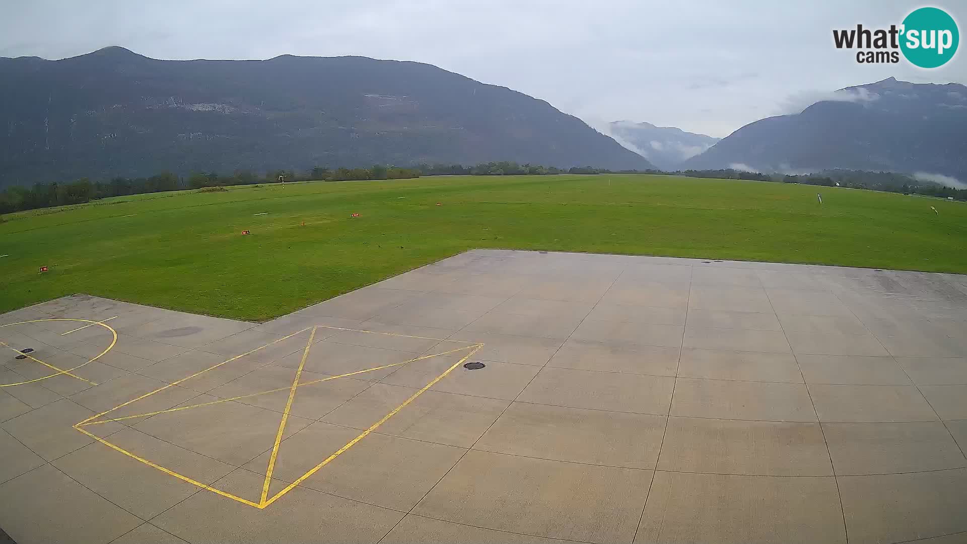 Bovec airport webcam – Skydive Bovec