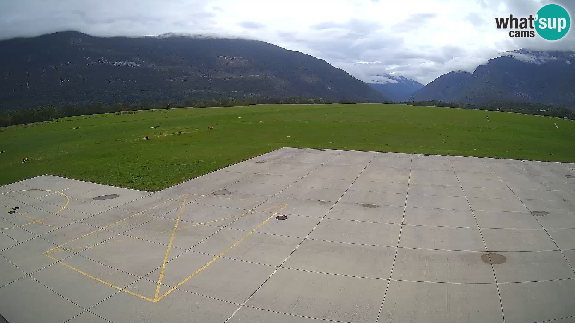 Webcam des Flughafens Bovec – Skydive Bovec