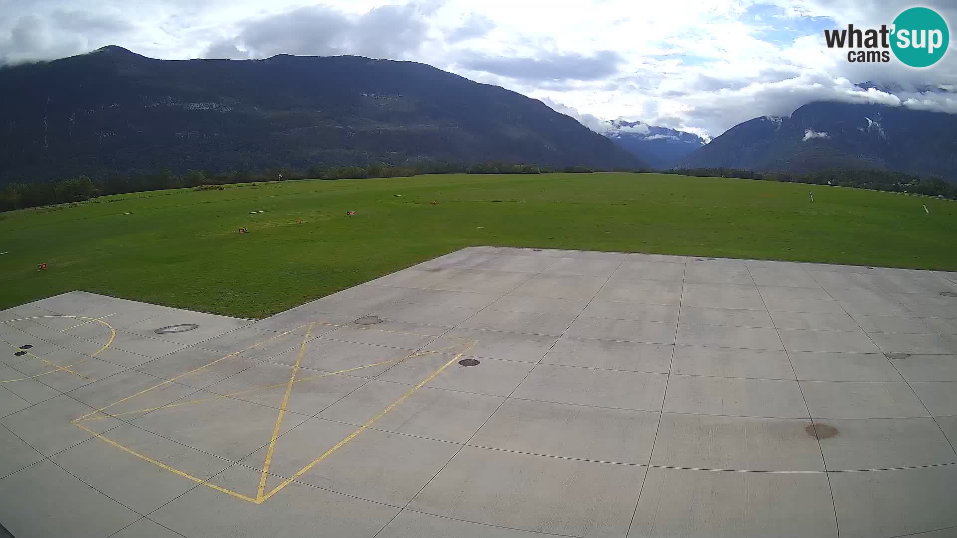 Cámara web del aeropuerto de Bovec – Skydive Bovec