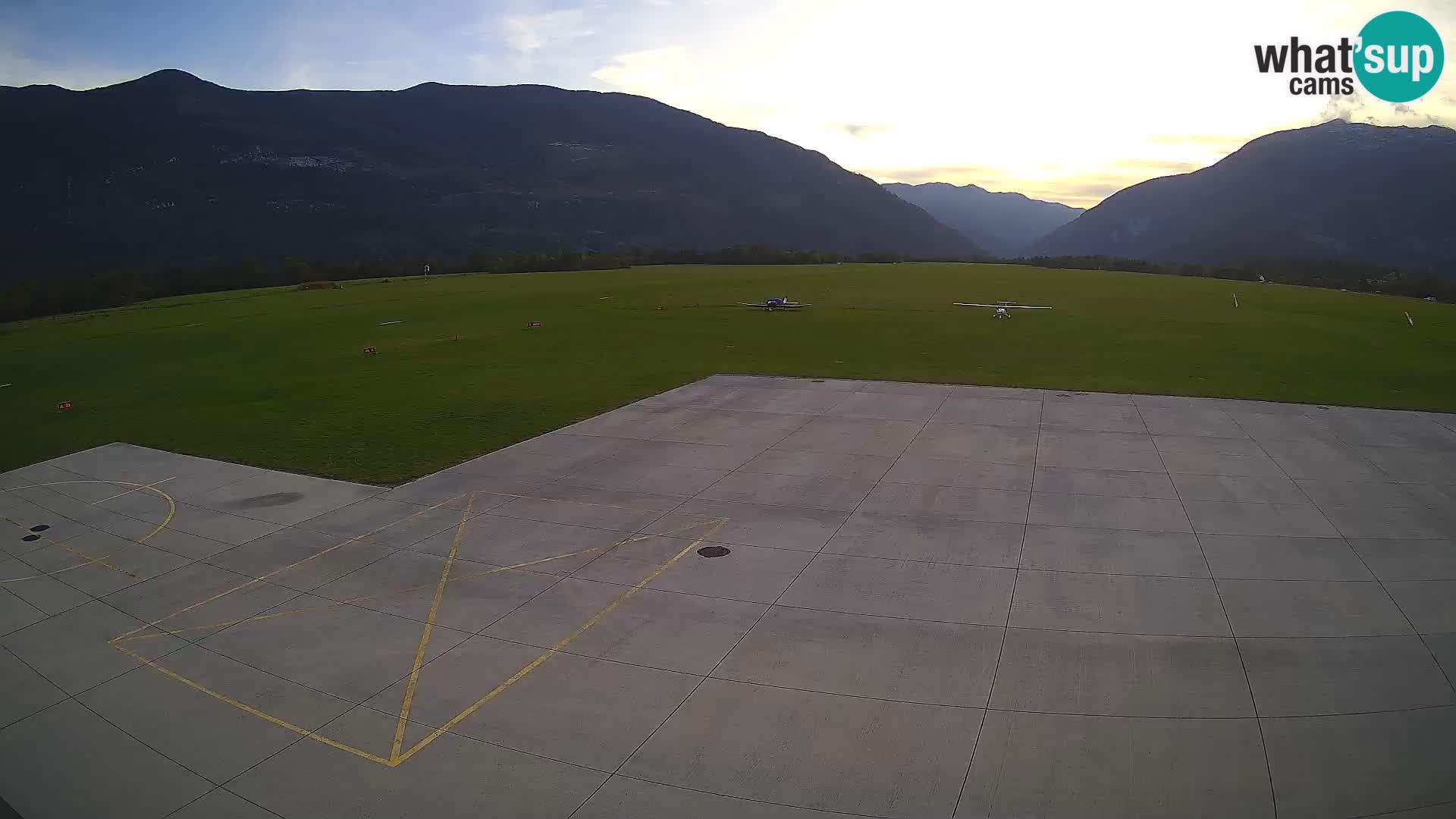 Cámara web del aeropuerto de Bovec – Skydive Bovec
