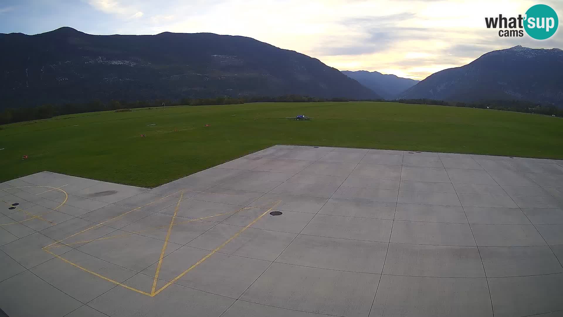 Webcam des Flughafens Bovec – Skydive Bovec