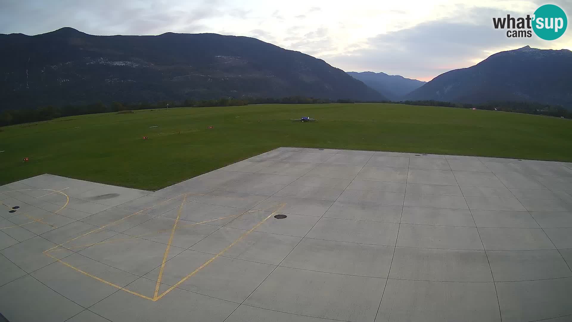 Bovec airport webcam – Skydive Bovec