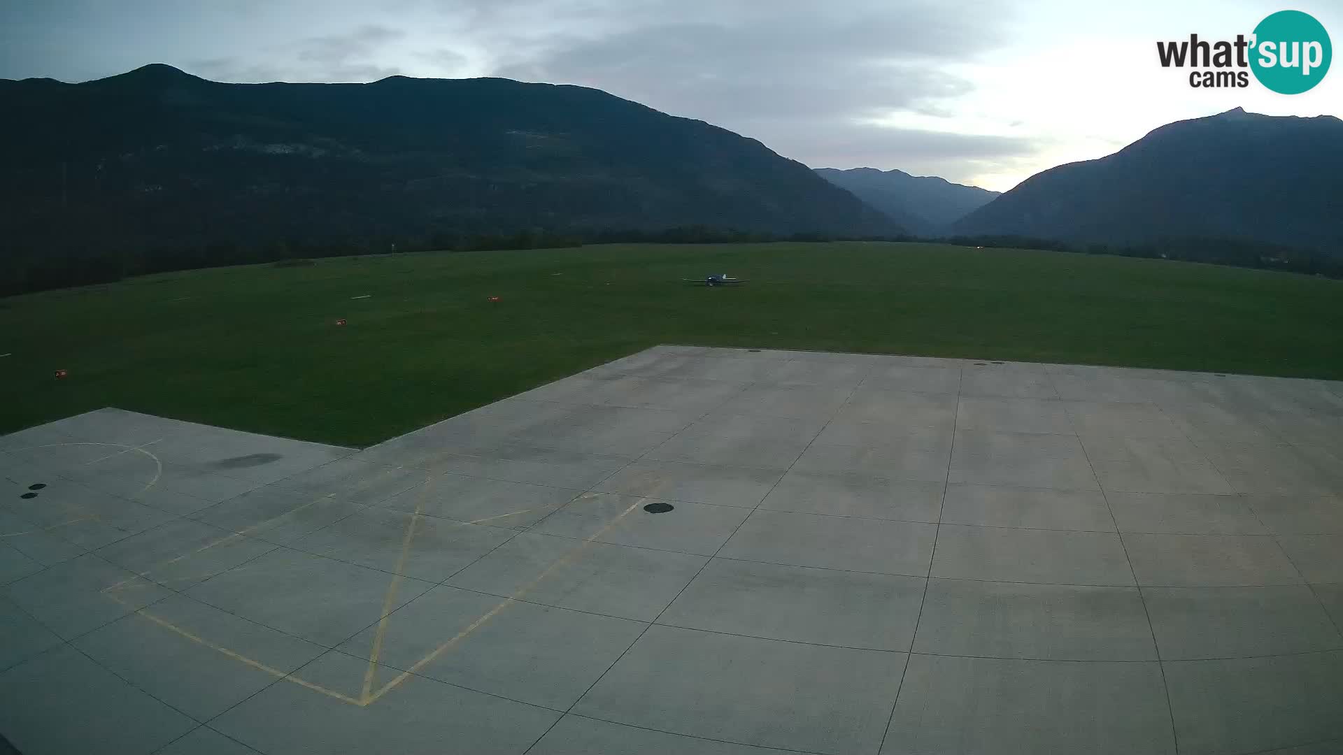 Bovec airport webcam – Skydive Bovec