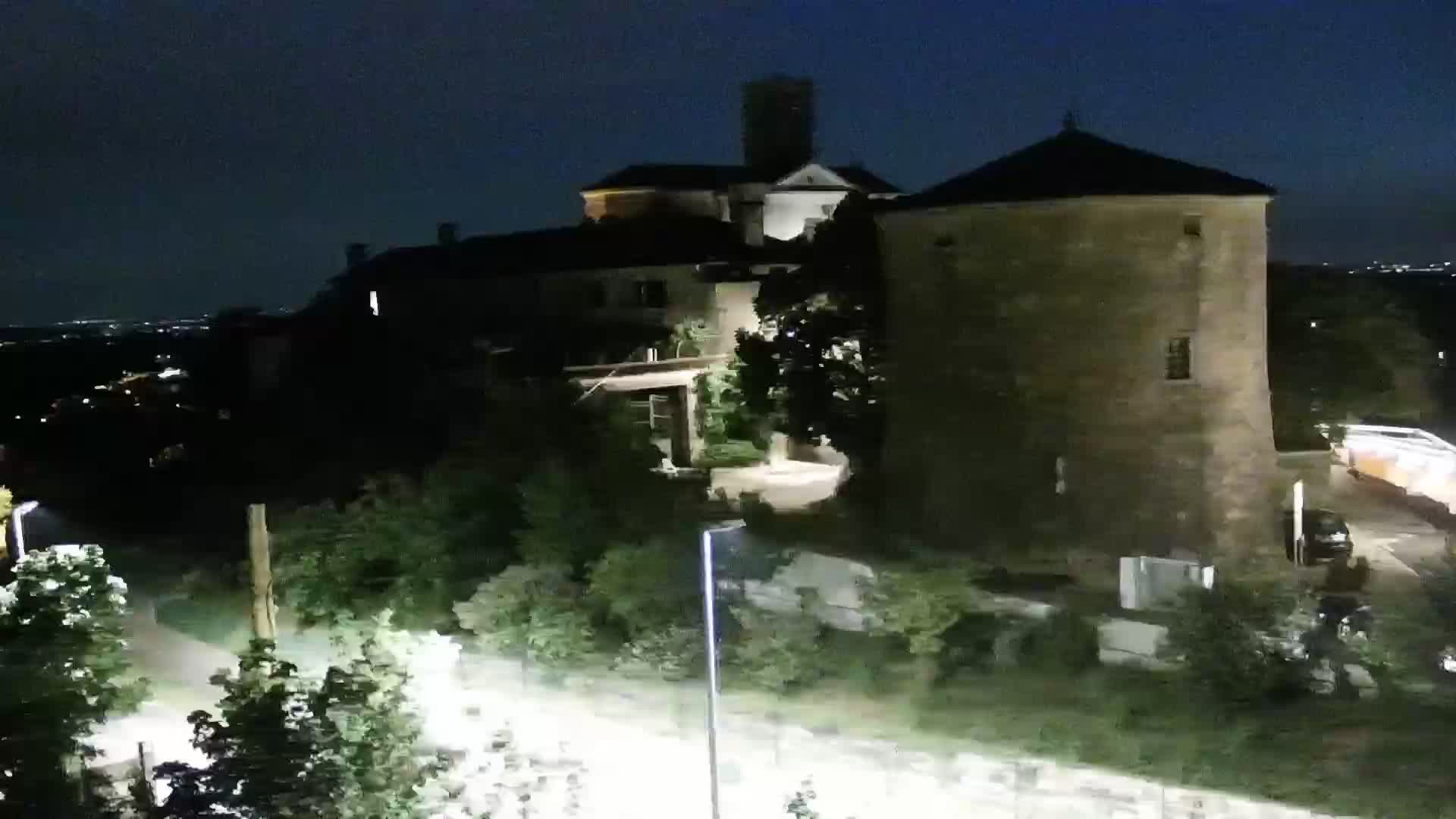 U Živo Šmartno web kamera Brda – Hotel San Martin