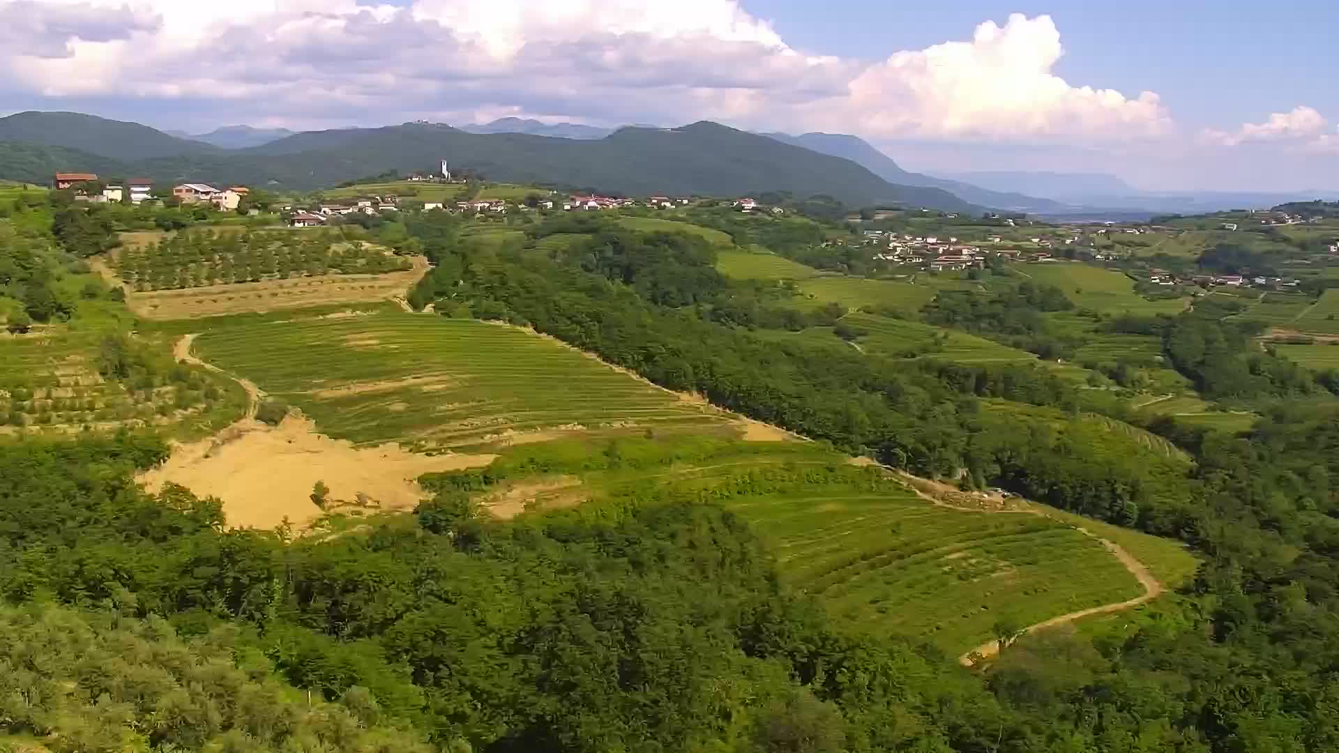 V Živo Šmartno spletna kamera Brda – Hotel San Martin