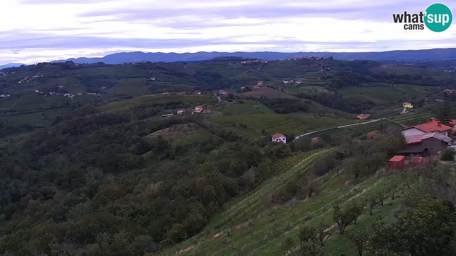 U Živo Šmartno web kamera Brda – Hotel San Martin