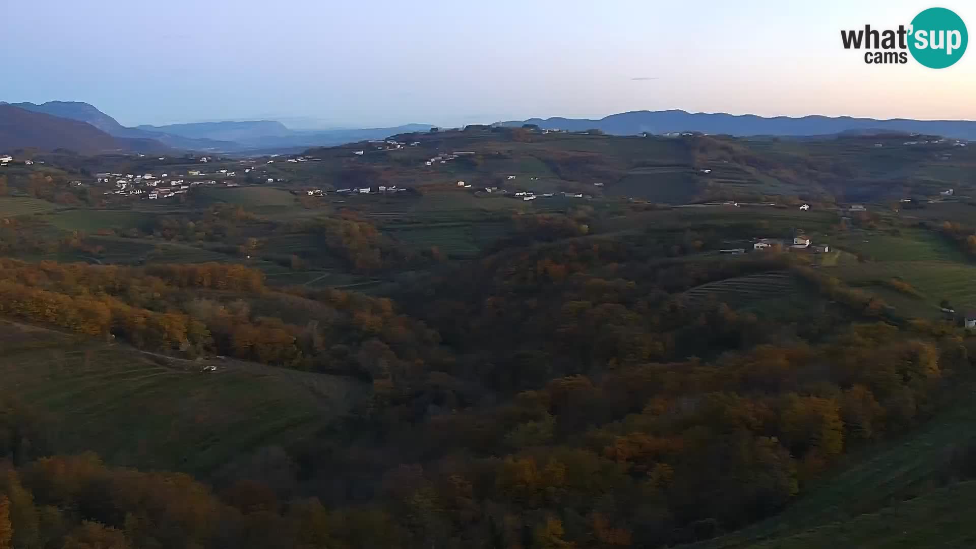 V Živo Šmartno spletna kamera Brda – Hotel San Martin