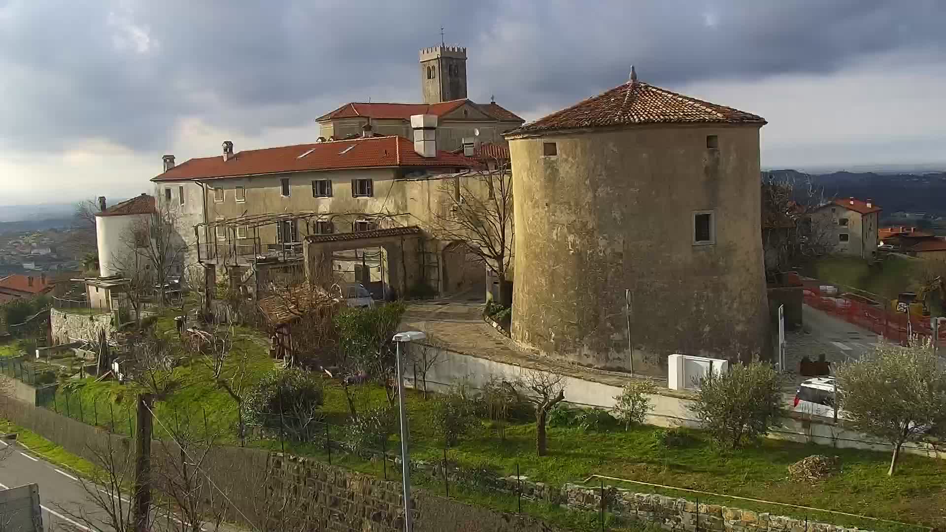 U Živo Šmartno web kamera Brda – Hotel San Martin