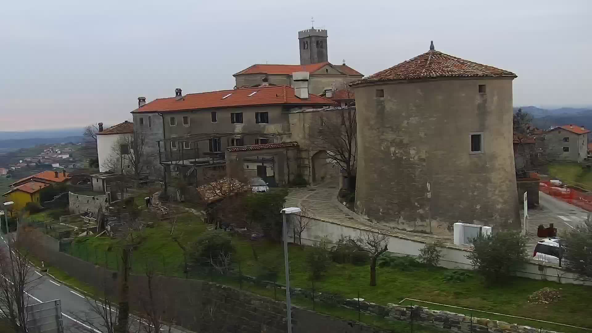 U Živo Šmartno web kamera Brda – Hotel San Martin