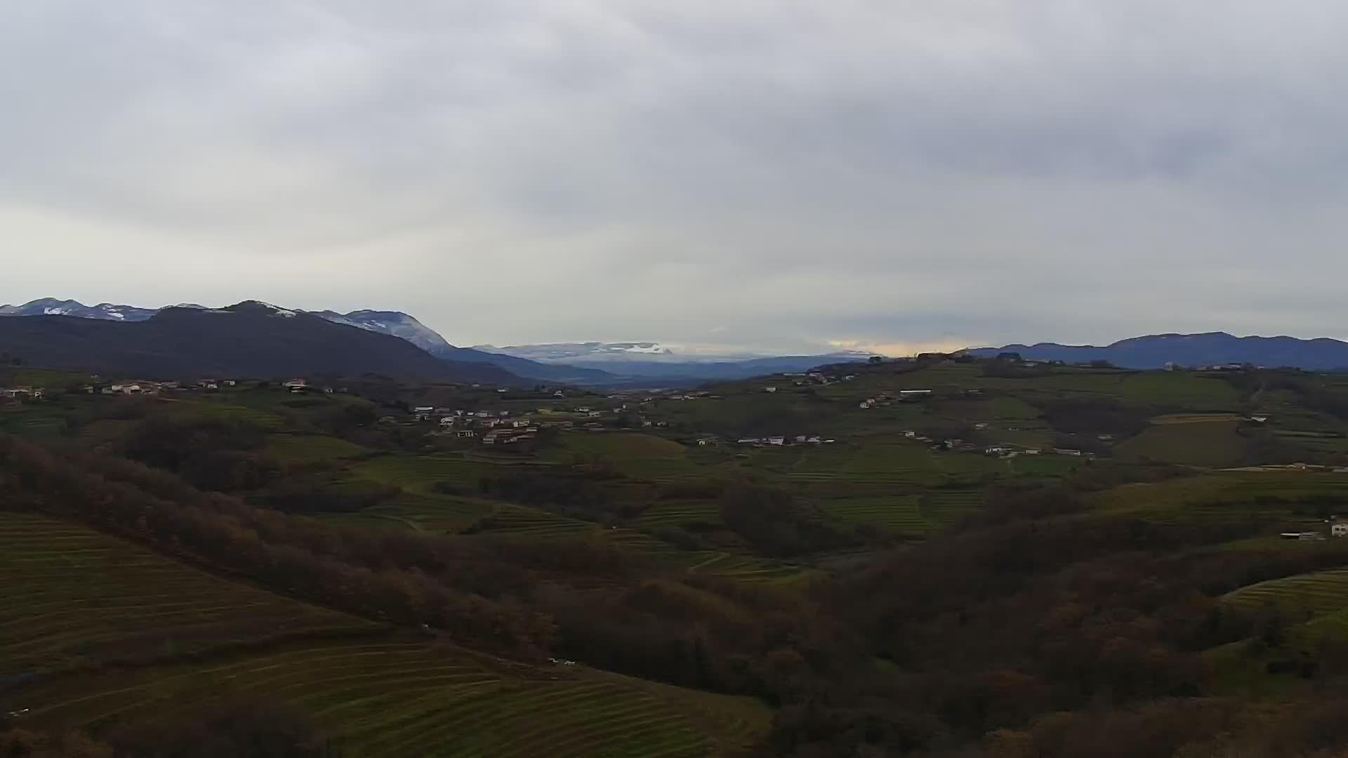 V Živo Šmartno spletna kamera Brda – Hotel San Martin