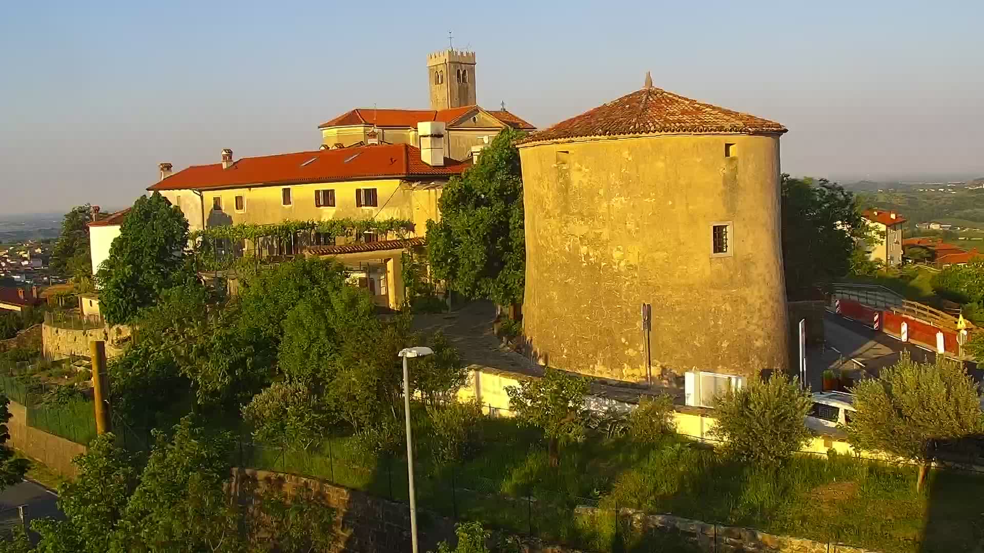 U Živo Šmartno web kamera Brda – Hotel San Martin