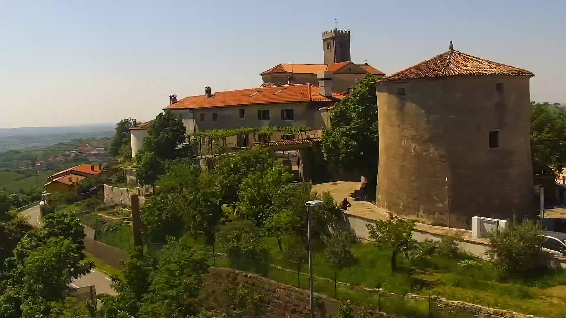 V Živo Šmartno spletna kamera Brda – Hotel San Martin