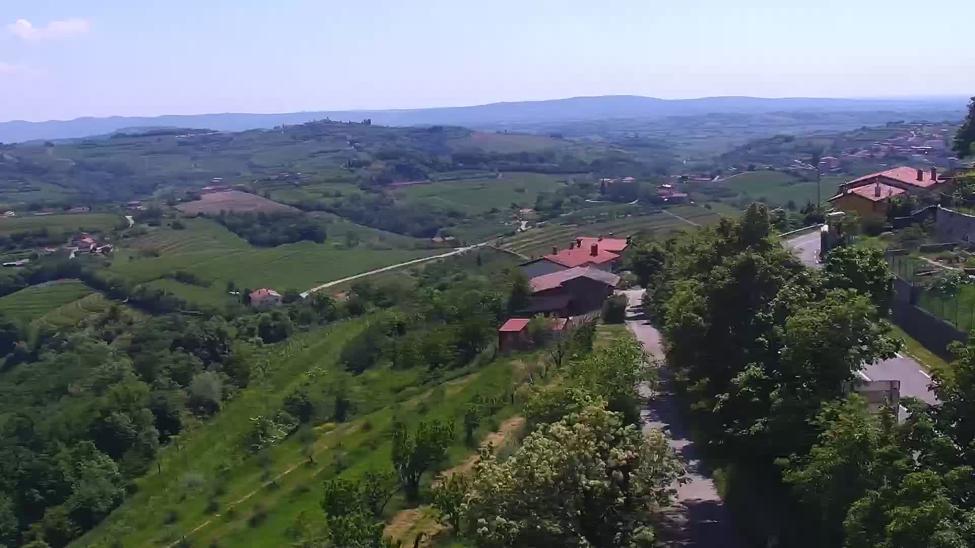 U Živo Šmartno web kamera Brda – Hotel San Martin
