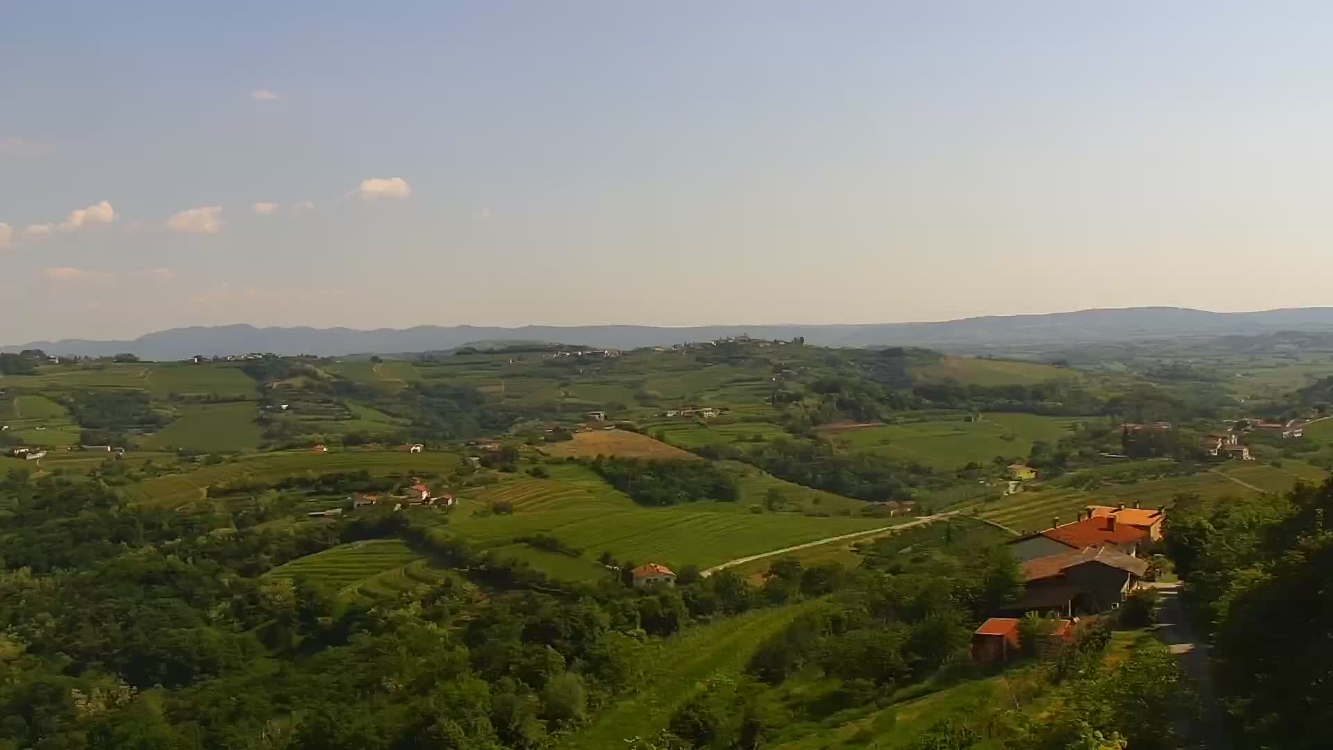 U Živo Šmartno web kamera Brda – Hotel San Martin