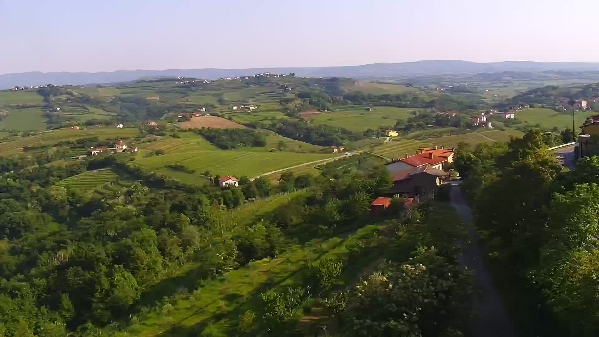 V Živo Šmartno spletna kamera Brda – Hotel San Martin