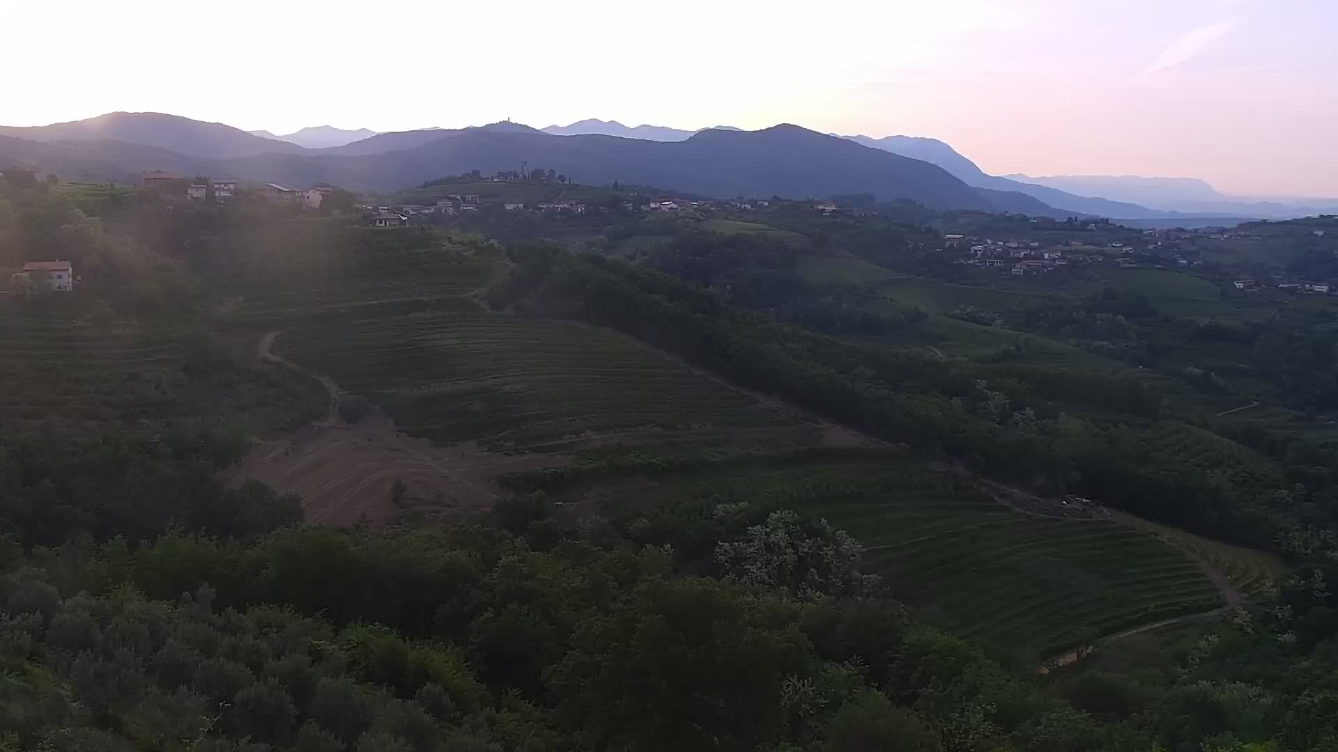 V Živo Šmartno spletna kamera Brda – Hotel San Martin