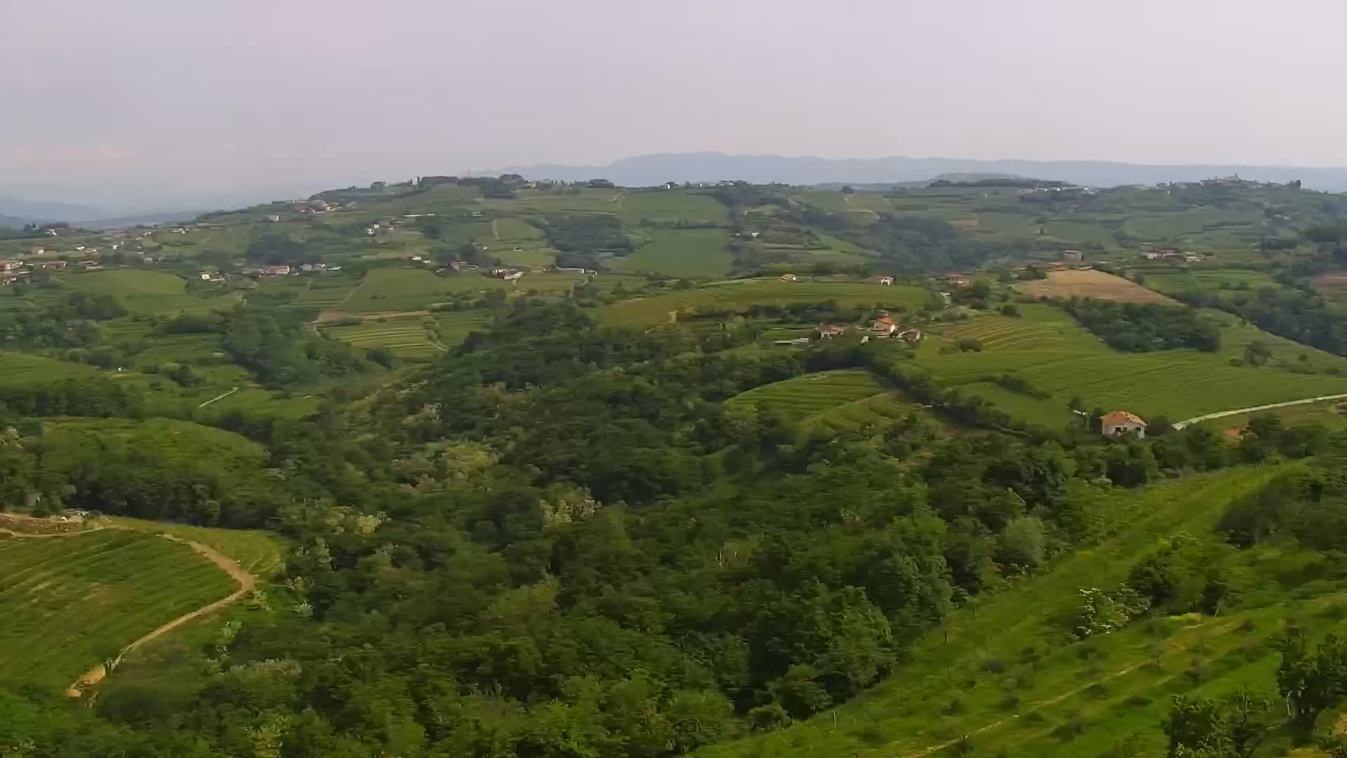 U Živo Šmartno web kamera Brda – Hotel San Martin