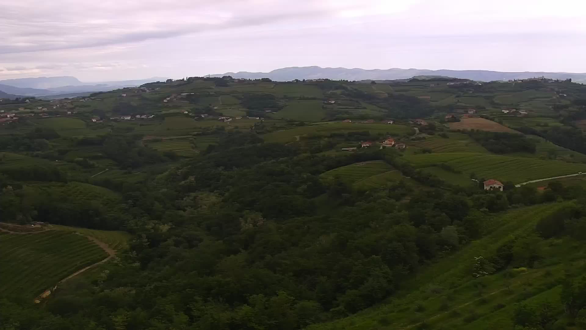 U Živo Šmartno web kamera Brda – Hotel San Martin