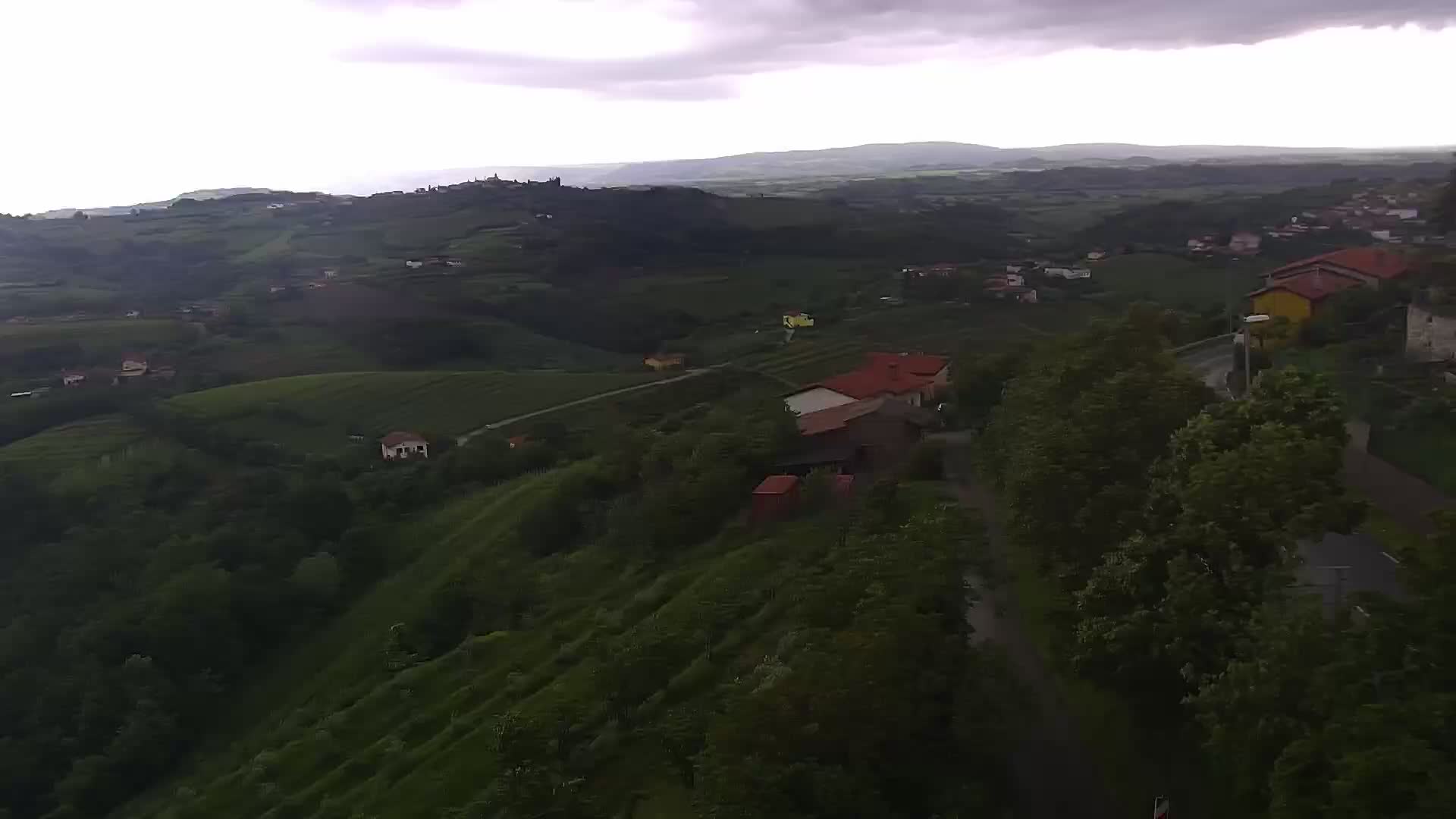 V Živo Šmartno spletna kamera Brda – Hotel San Martin