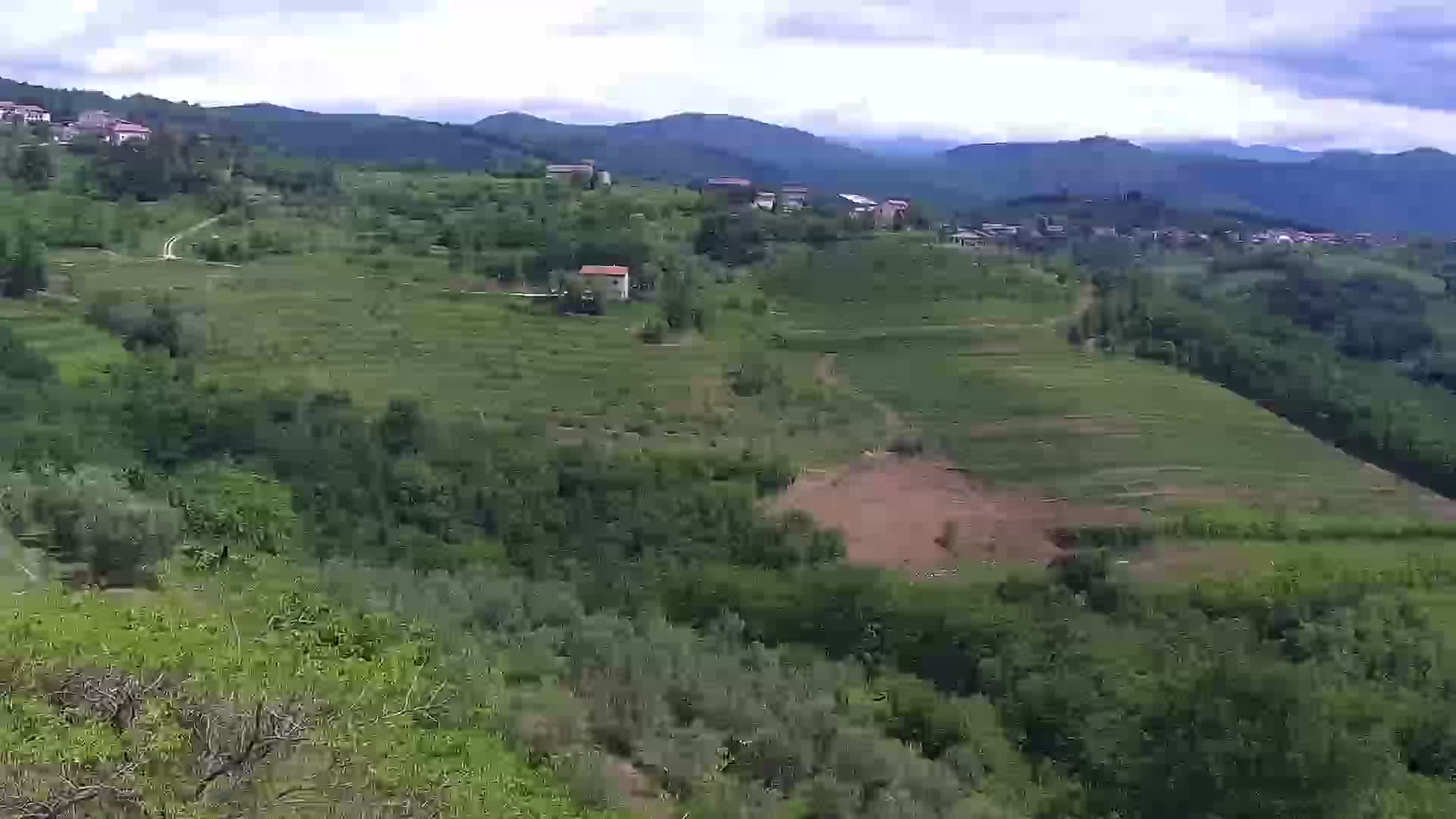U Živo Šmartno web kamera Brda – Hotel San Martin