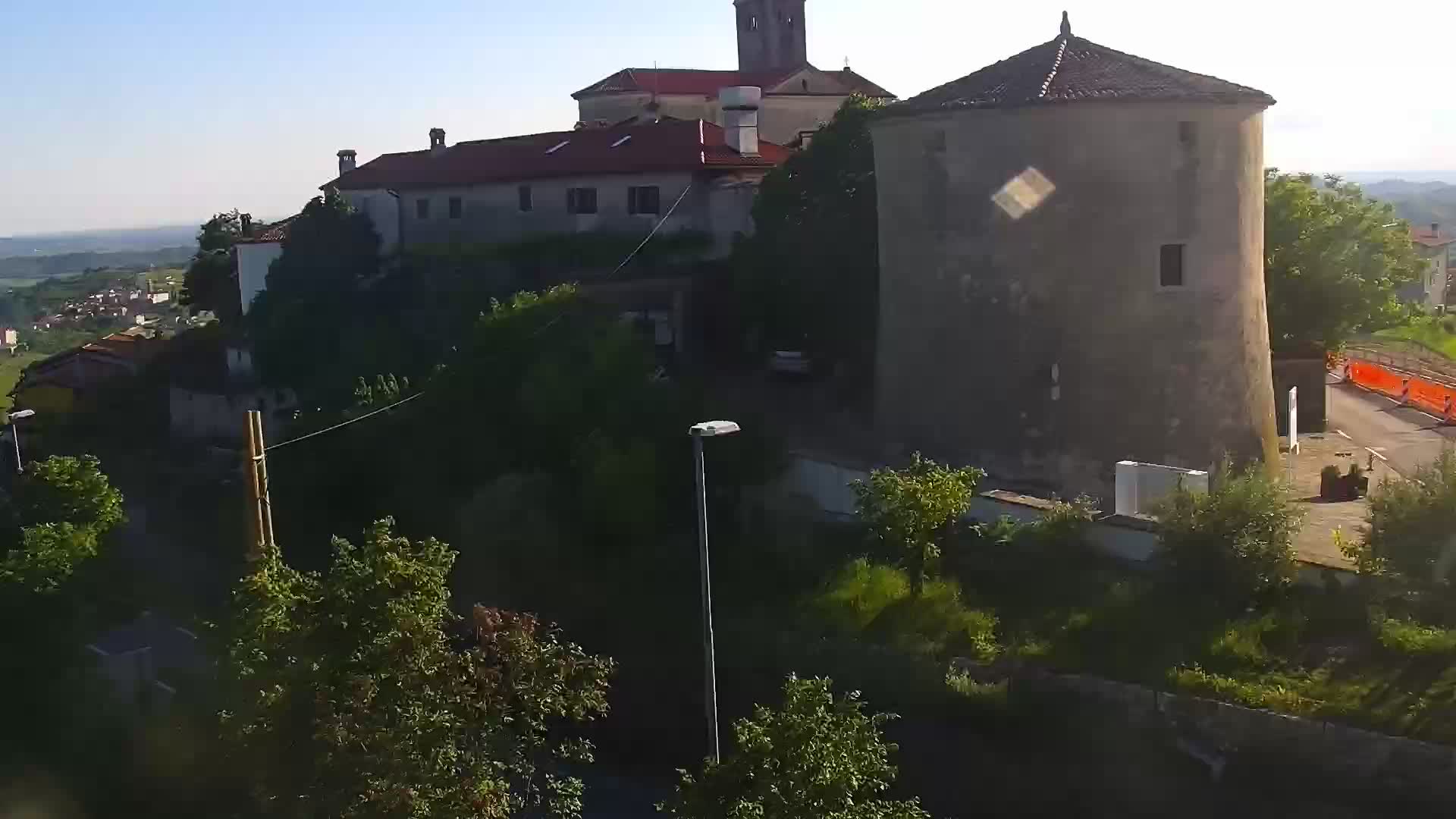 V Živo Šmartno spletna kamera Brda – Hotel San Martin