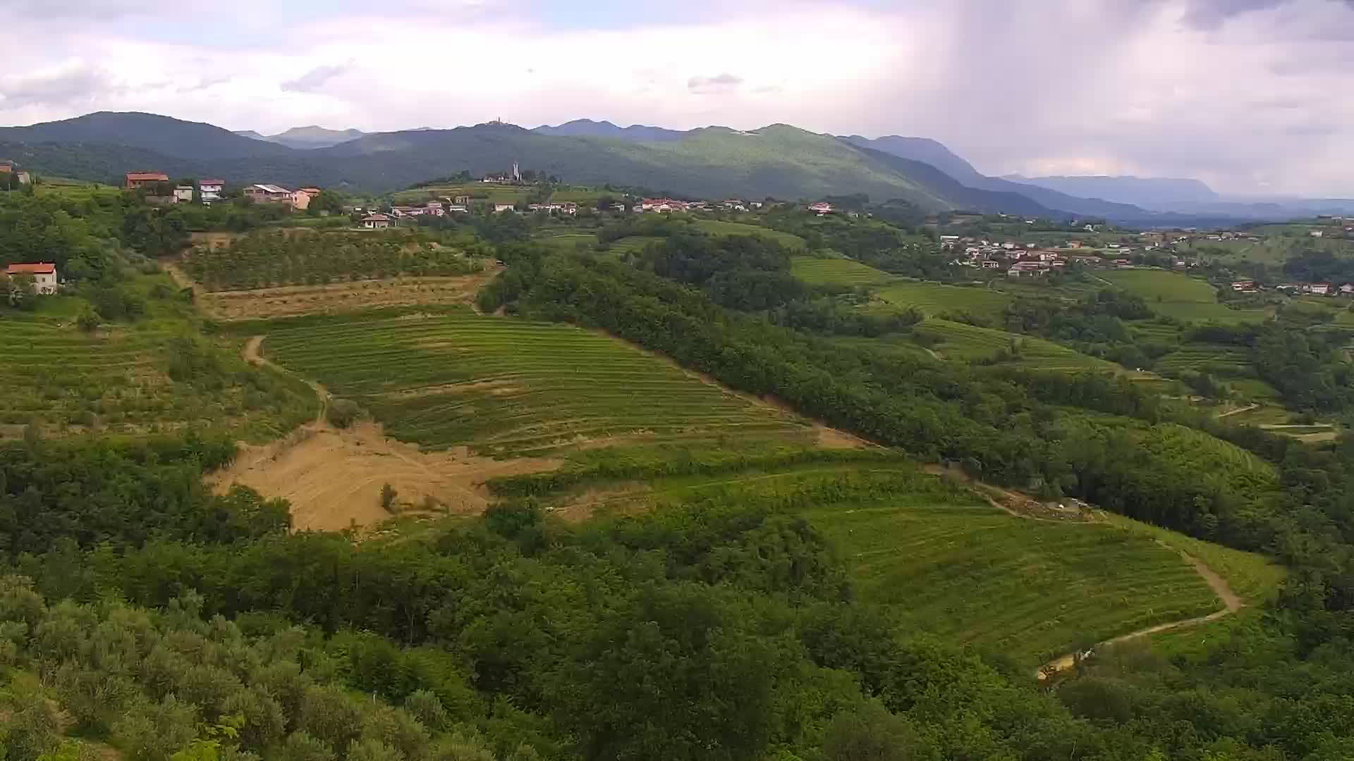 V Živo Šmartno spletna kamera Brda – Hotel San Martin