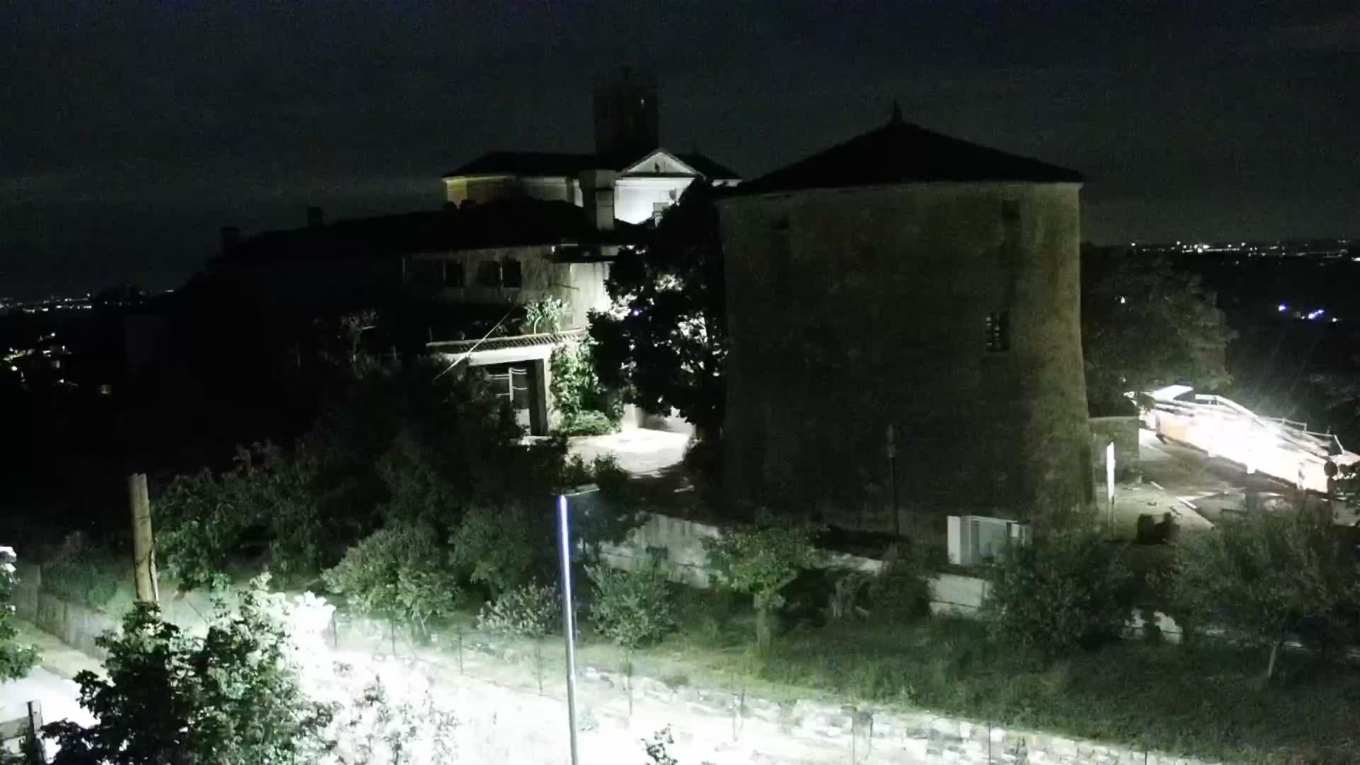 V Živo Šmartno spletna kamera Brda – Hotel San Martin