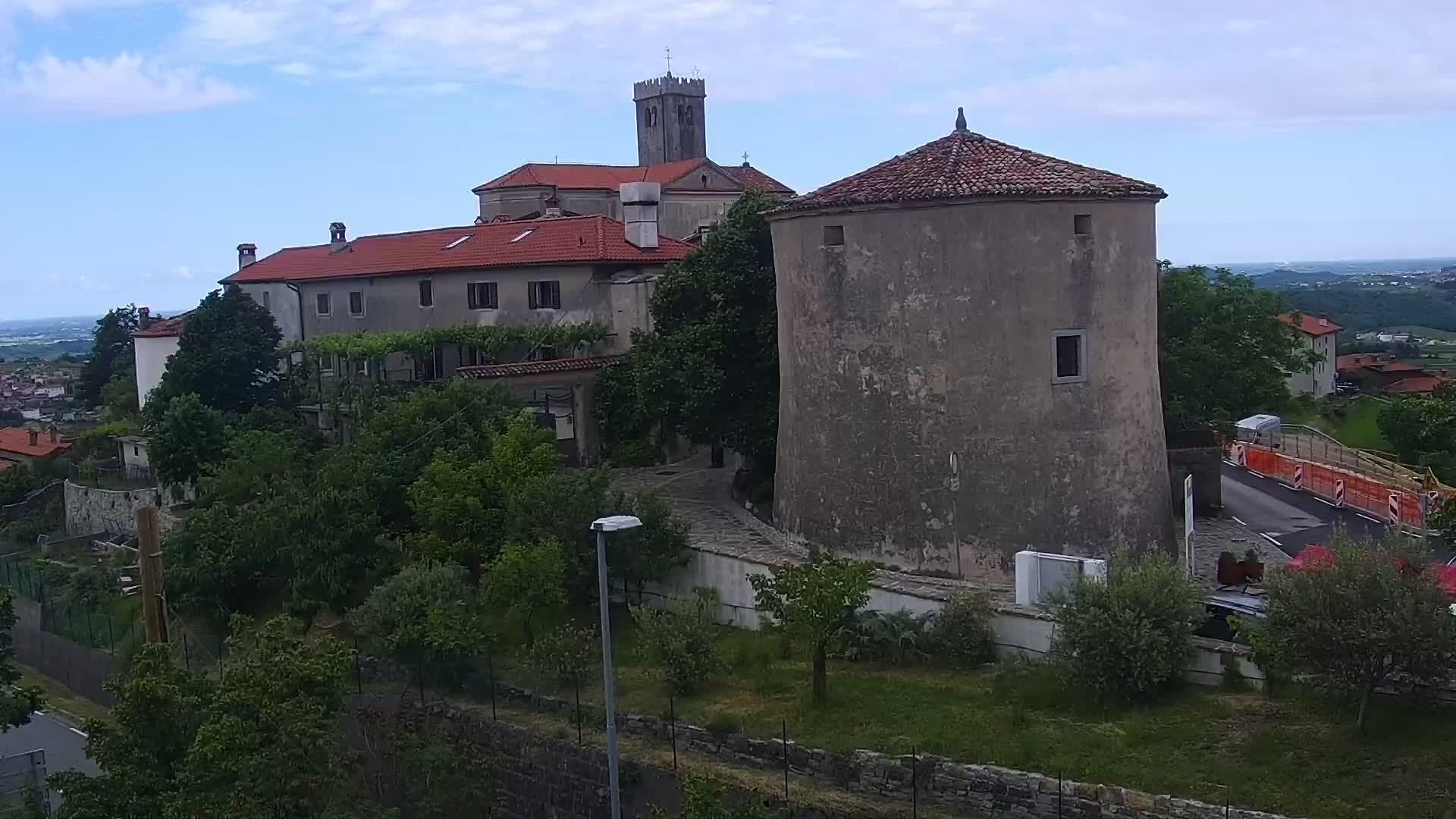 U Živo Šmartno web kamera Brda – Hotel San Martin
