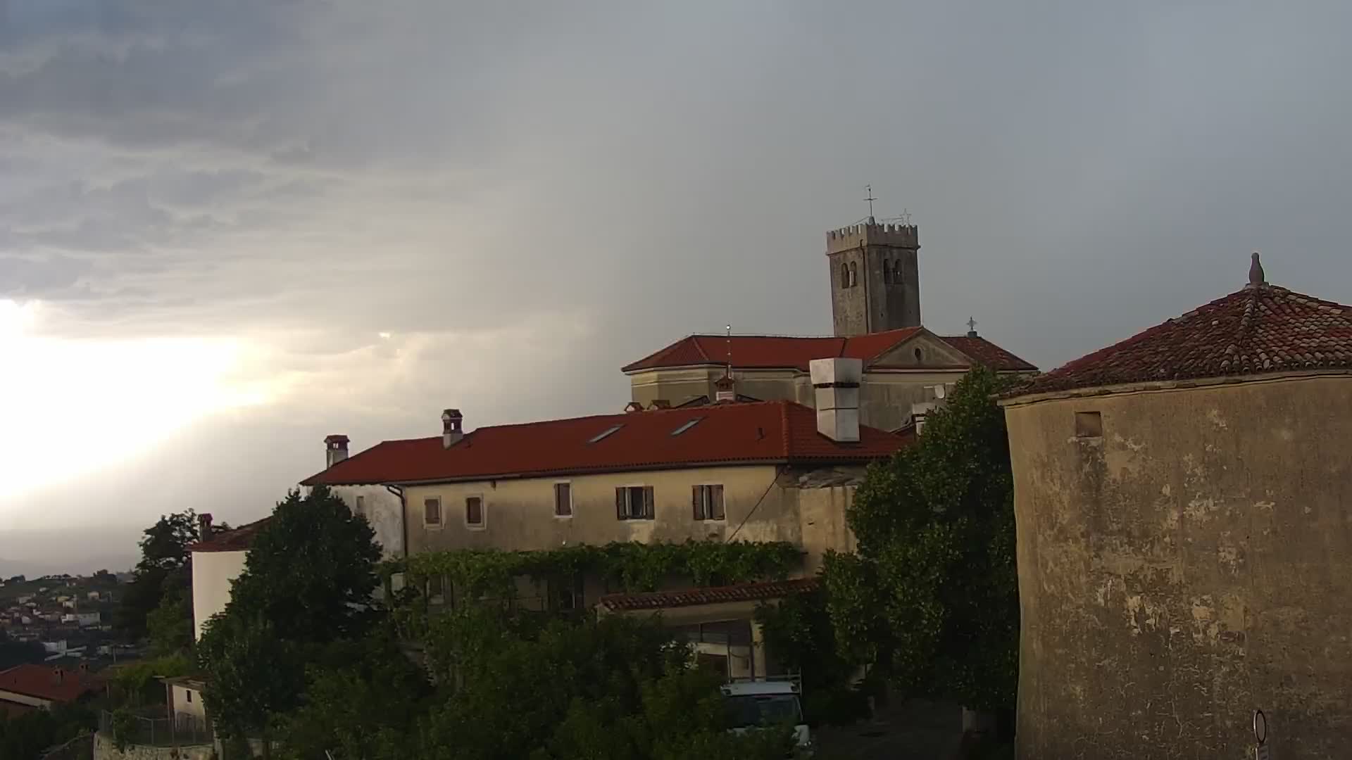 V Živo Šmartno spletna kamera Brda – Hotel San Martin