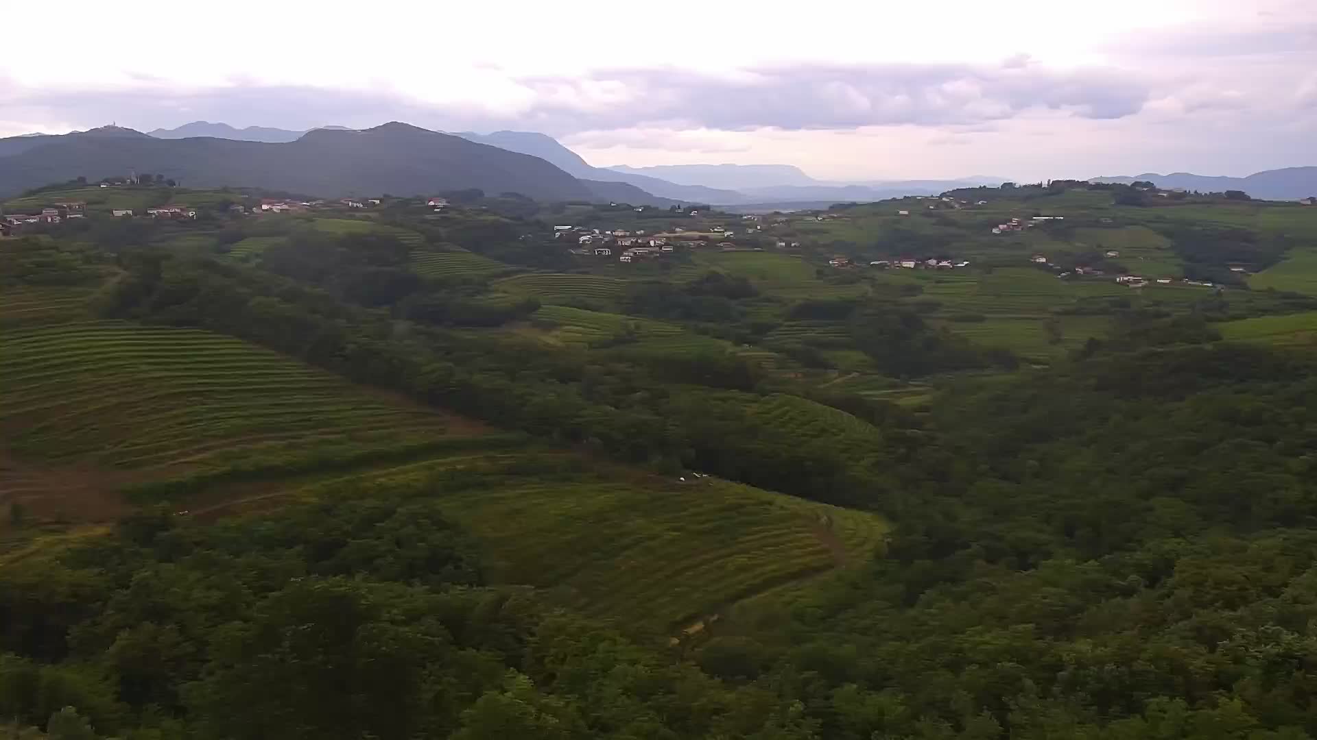 U Živo Šmartno web kamera Brda – Hotel San Martin