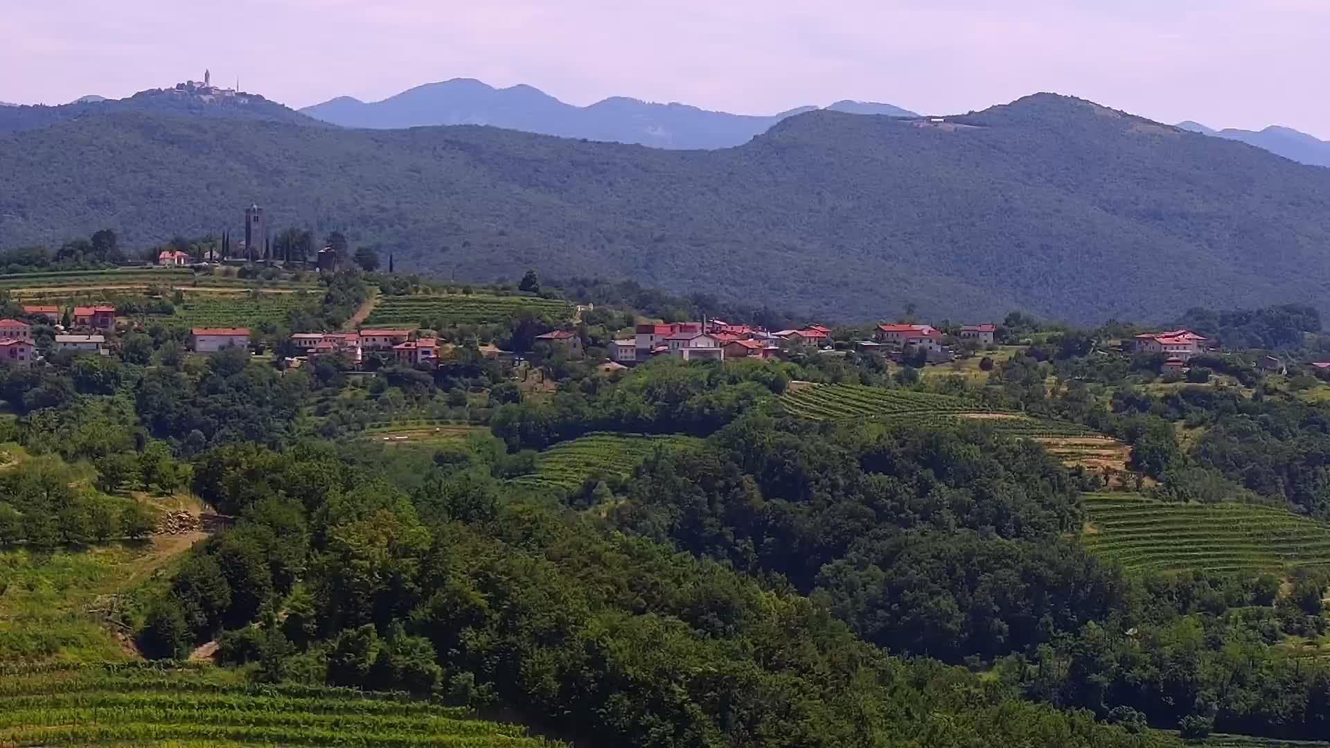 U Živo Šmartno web kamera Brda – Hotel San Martin