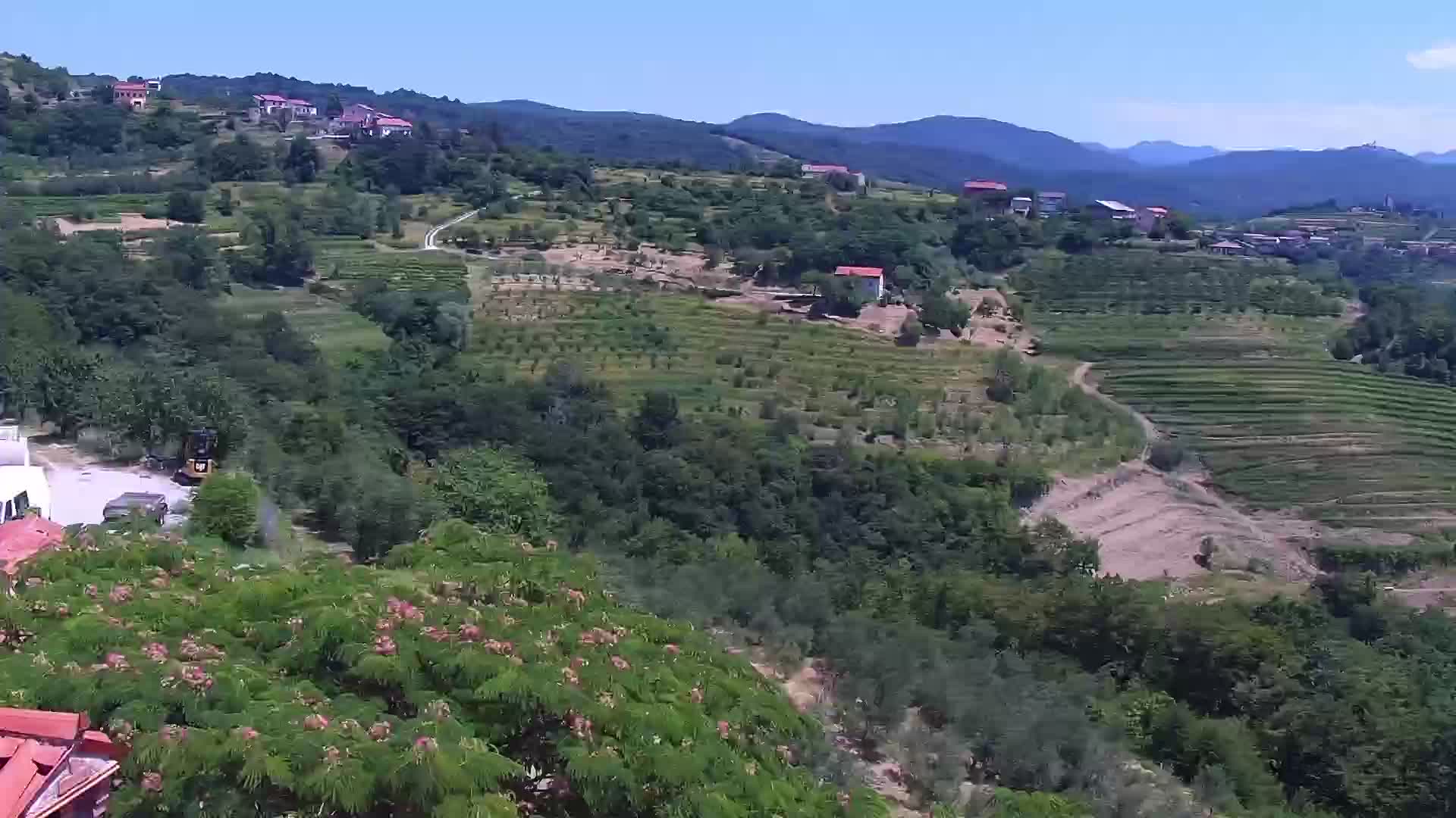 V Živo Šmartno spletna kamera Brda – Hotel San Martin