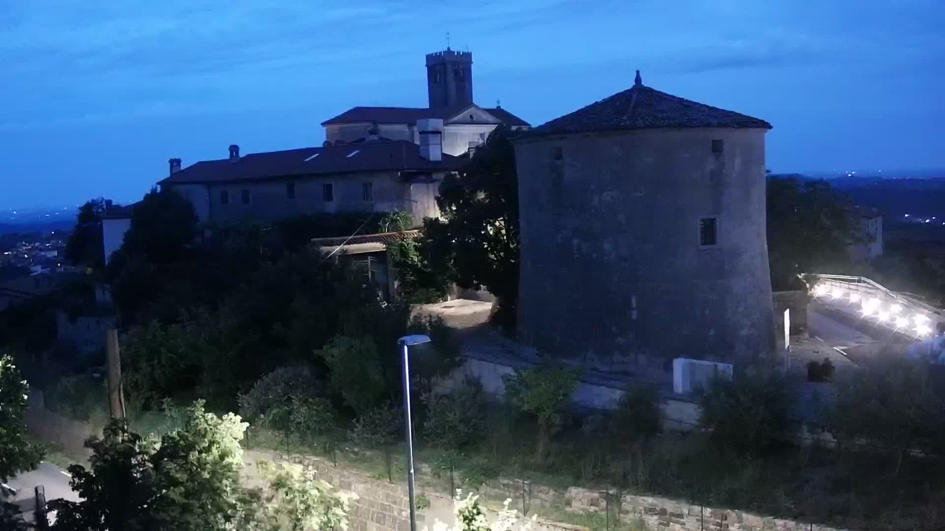 U Živo Šmartno web kamera Brda – Hotel San Martin