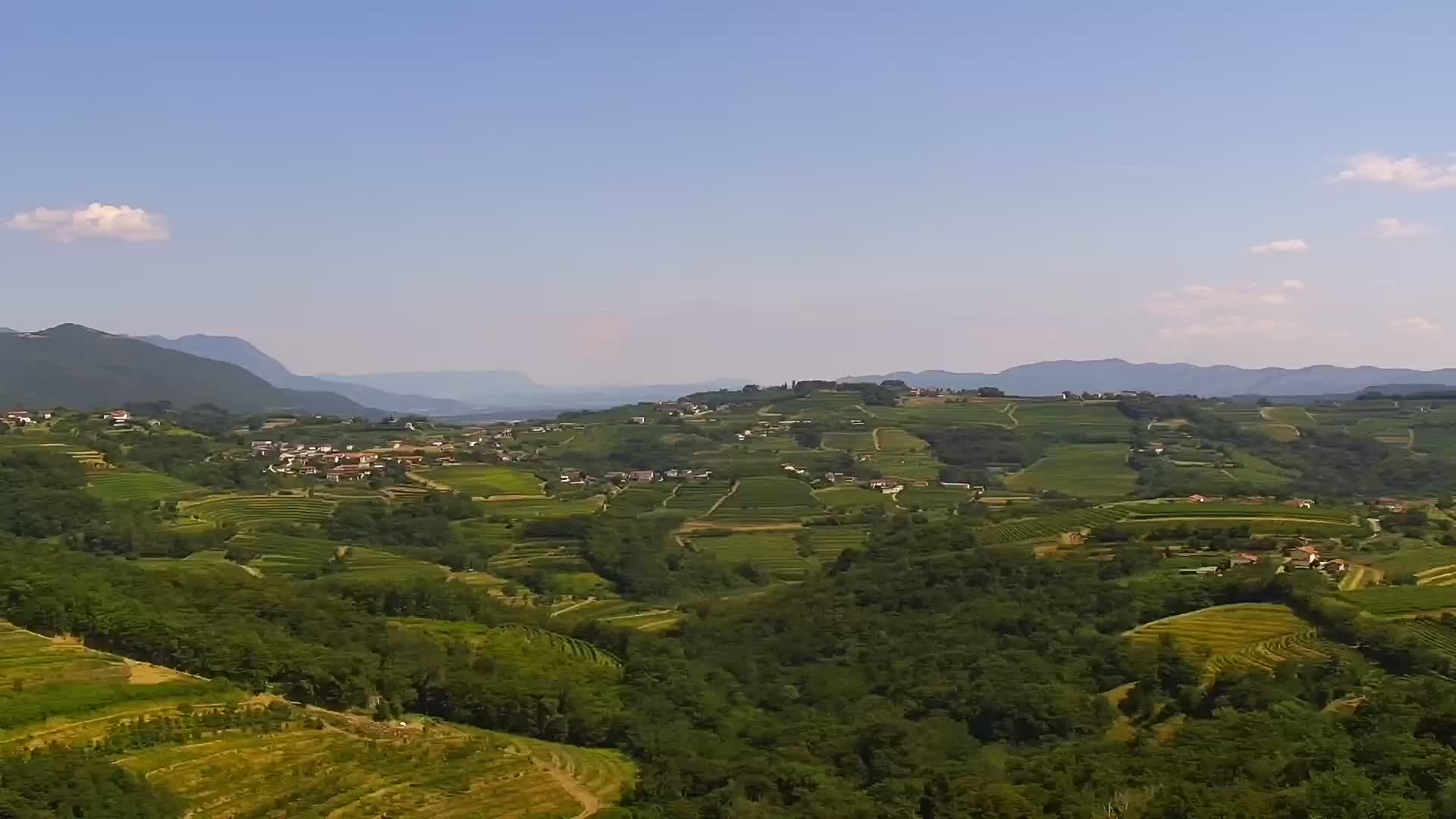 U Živo Šmartno web kamera Brda – Hotel San Martin