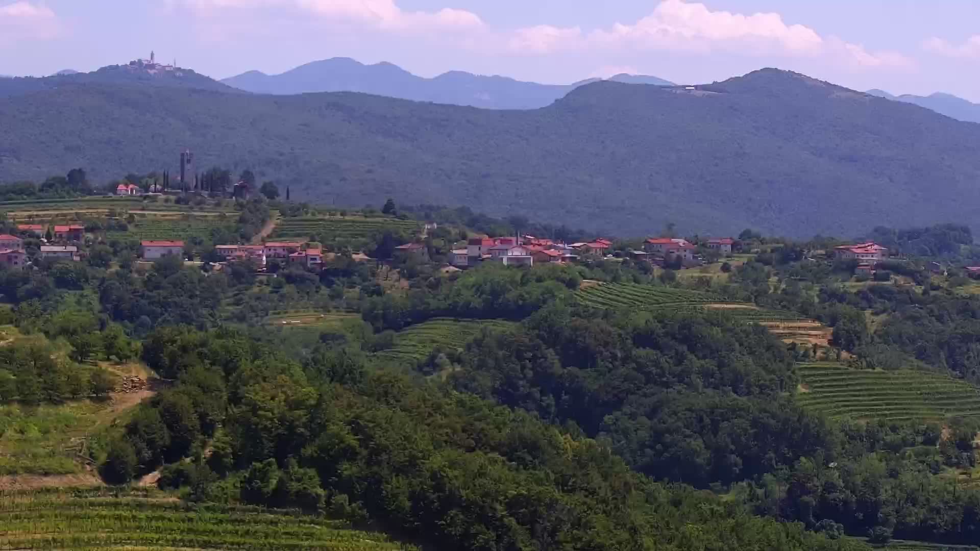 V Živo Šmartno spletna kamera Brda – Hotel San Martin