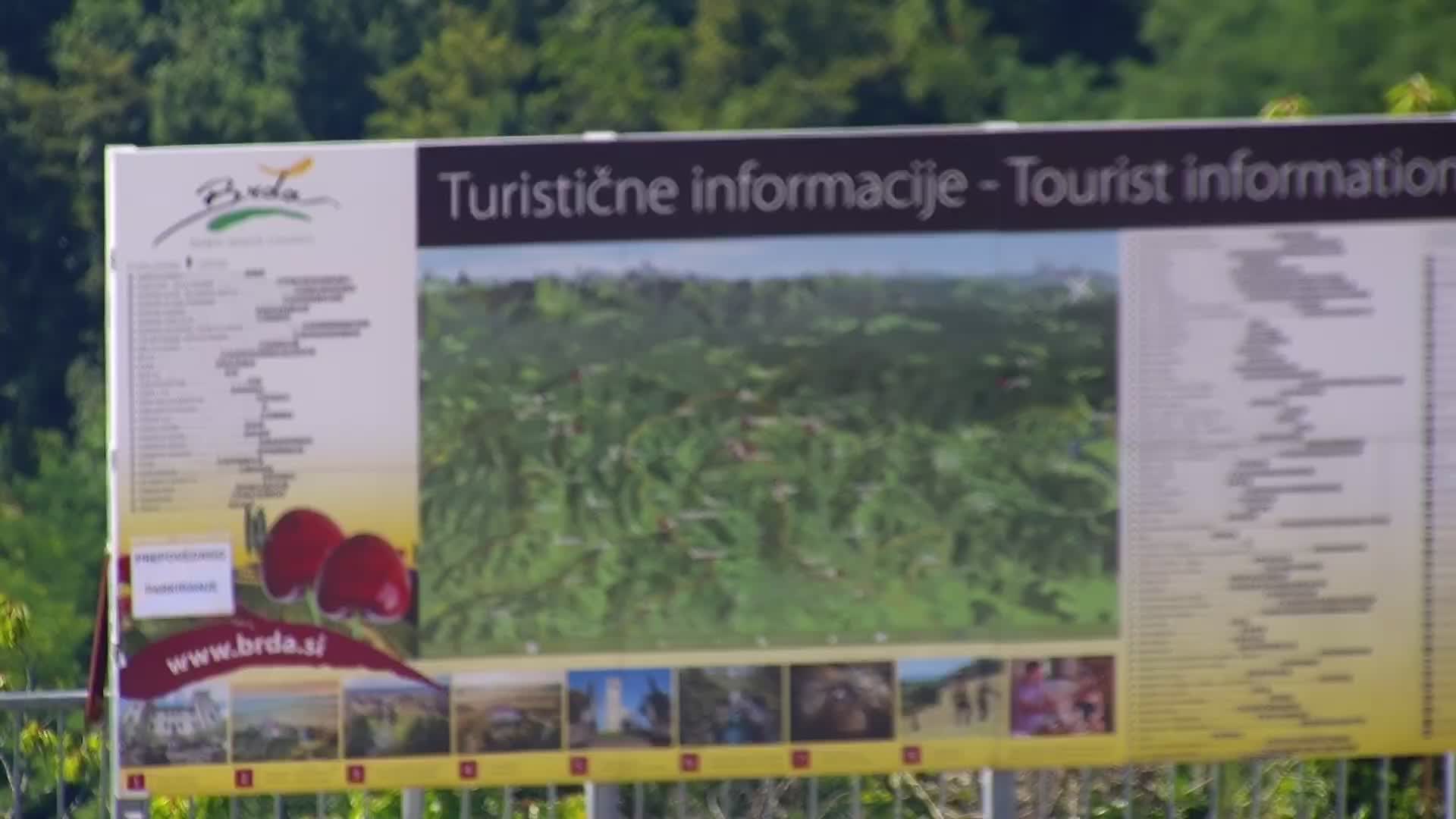 U Živo Šmartno web kamera Brda – Hotel San Martin