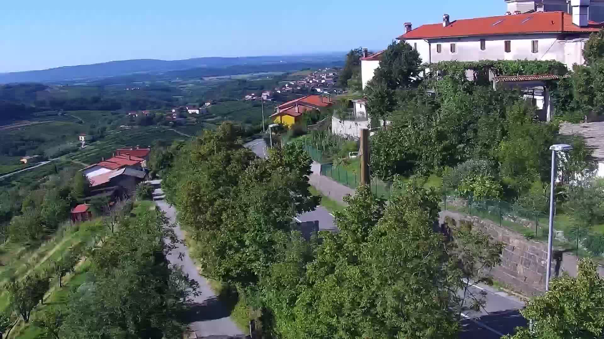 V Živo Šmartno spletna kamera Brda – Hotel San Martin