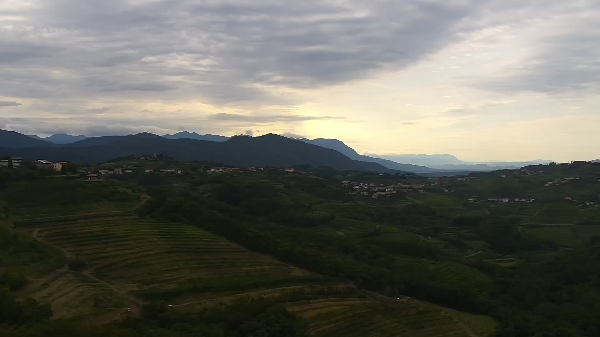 V Živo Šmartno spletna kamera Brda – Hotel San Martin