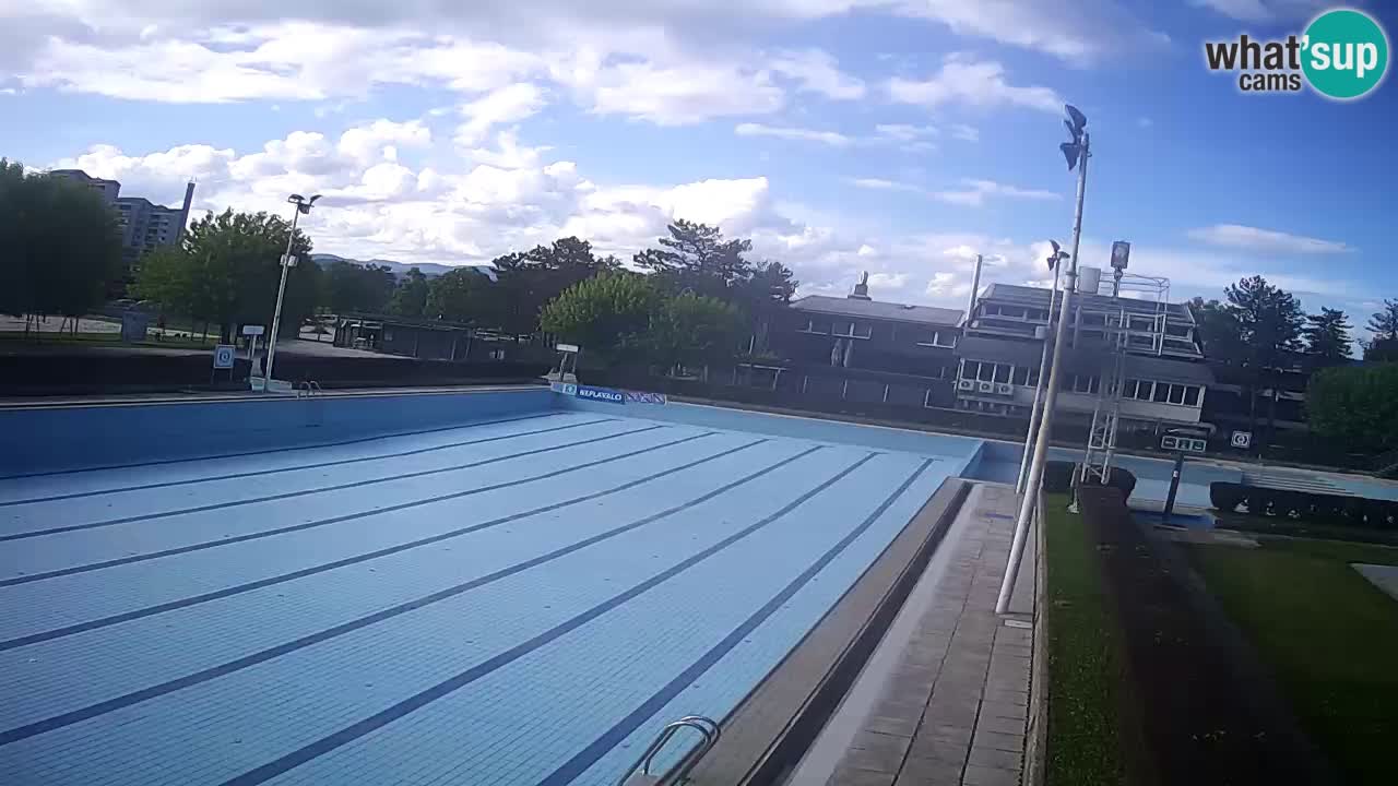 Web kamera Celje – Godišnji bazen za kupanje – glavni bazen