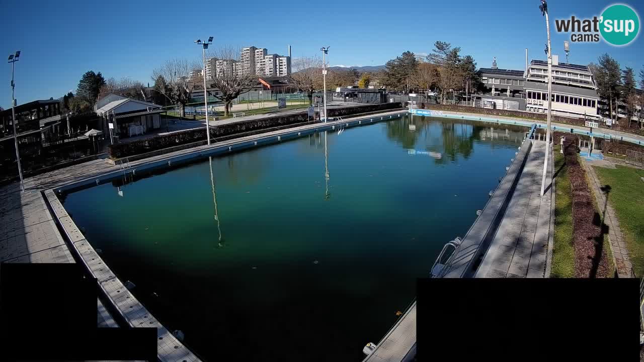 Web kamera Celje – Godišnji bazen za kupanje – glavni bazen