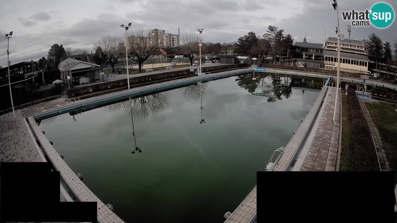 Web kamera Celje – Godišnji bazen za kupanje – glavni bazen