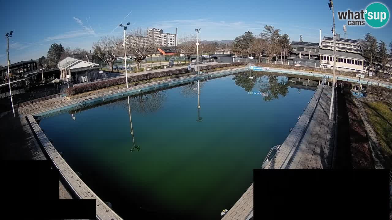 Web kamera Celje – Godišnji bazen za kupanje – glavni bazen