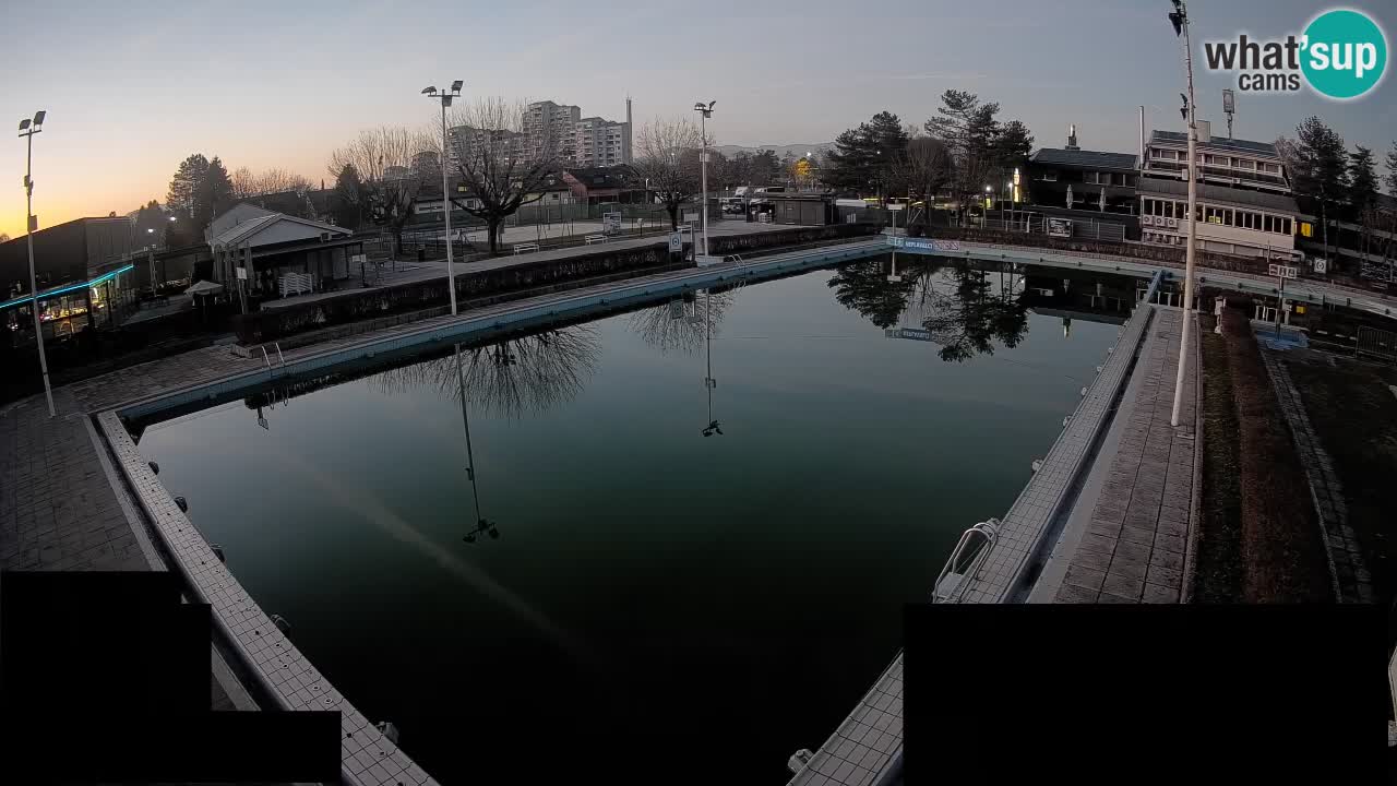 Web kamera Celje – Godišnji bazen za kupanje – glavni bazen