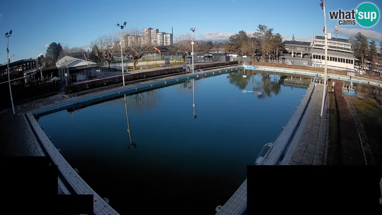 Web kamera Celje – Godišnji bazen za kupanje – glavni bazen