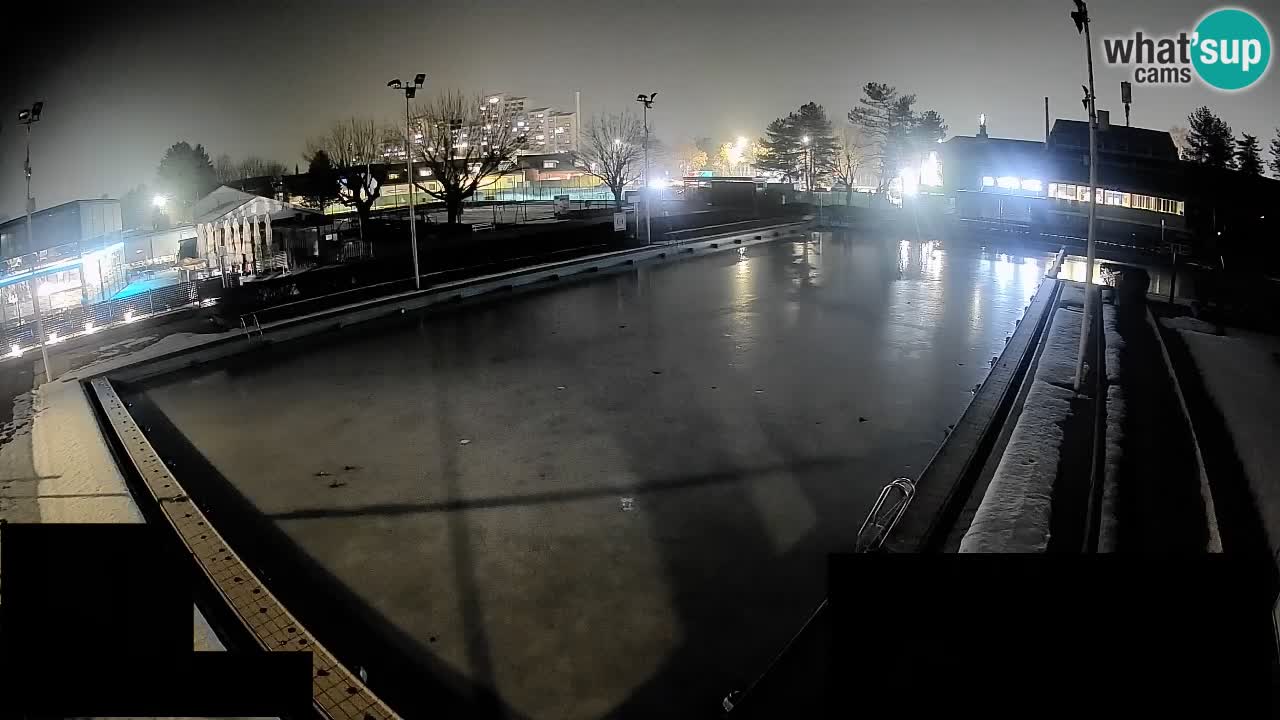 Web kamera Celje – Godišnji bazen za kupanje – glavni bazen